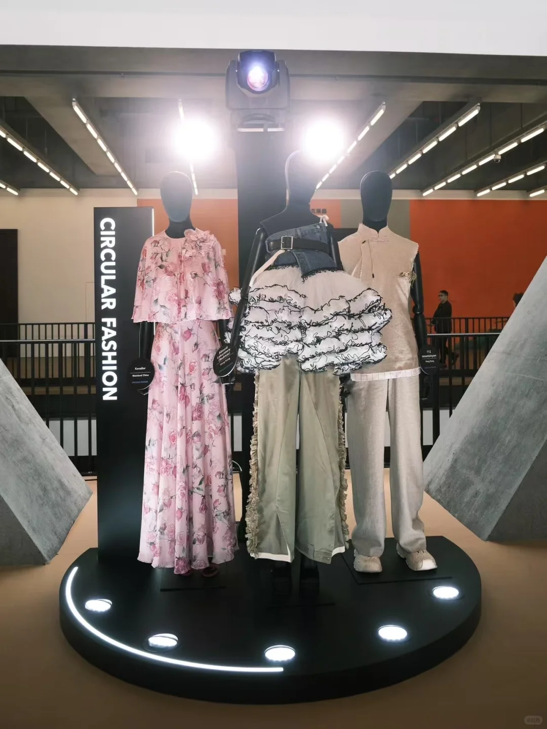 ??郭培CENTRESTAGE?时尚顶流盛宴开启～✨