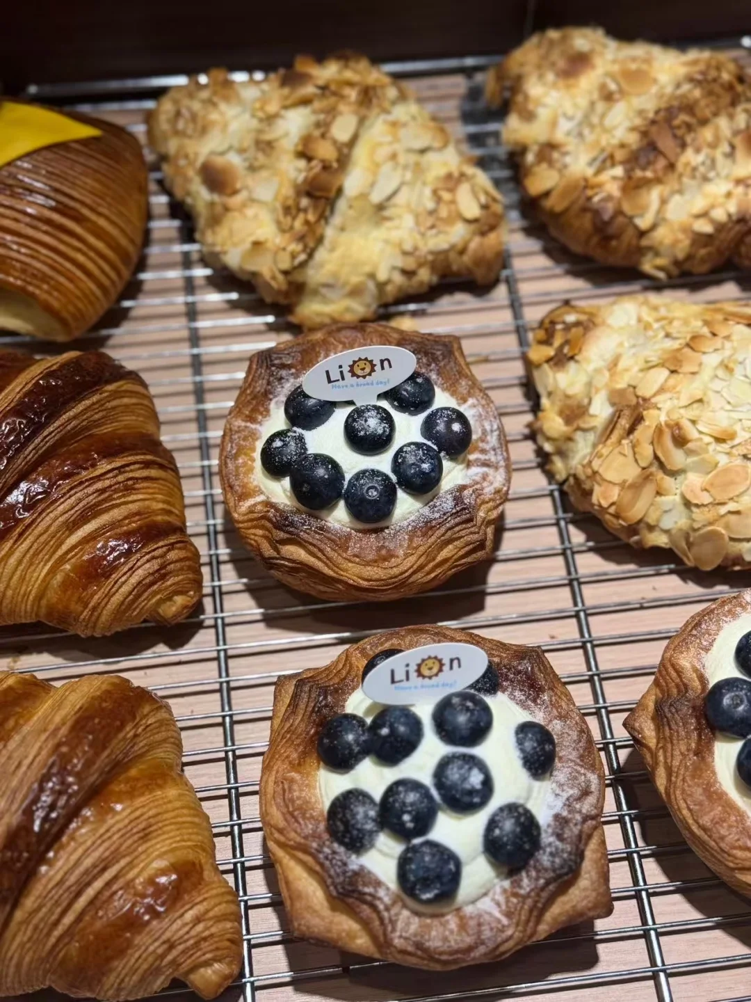 ?郑州面包节｜2000+面包免费领！！！