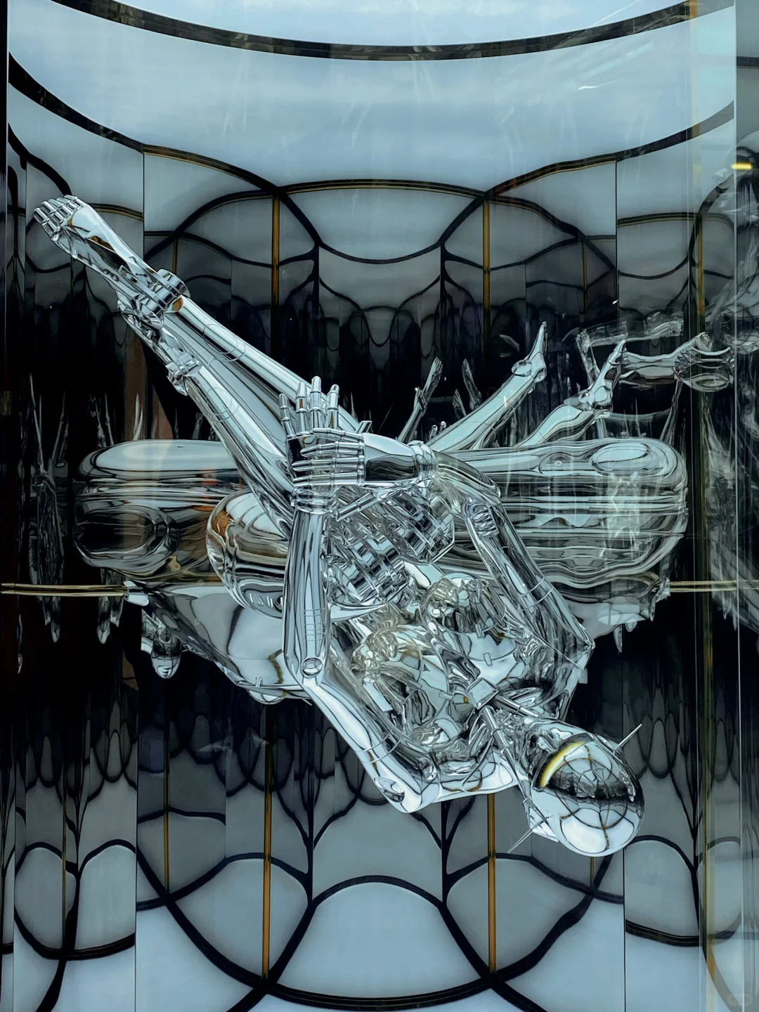 深圳|提前看展? 空山基?还能更抽象吗