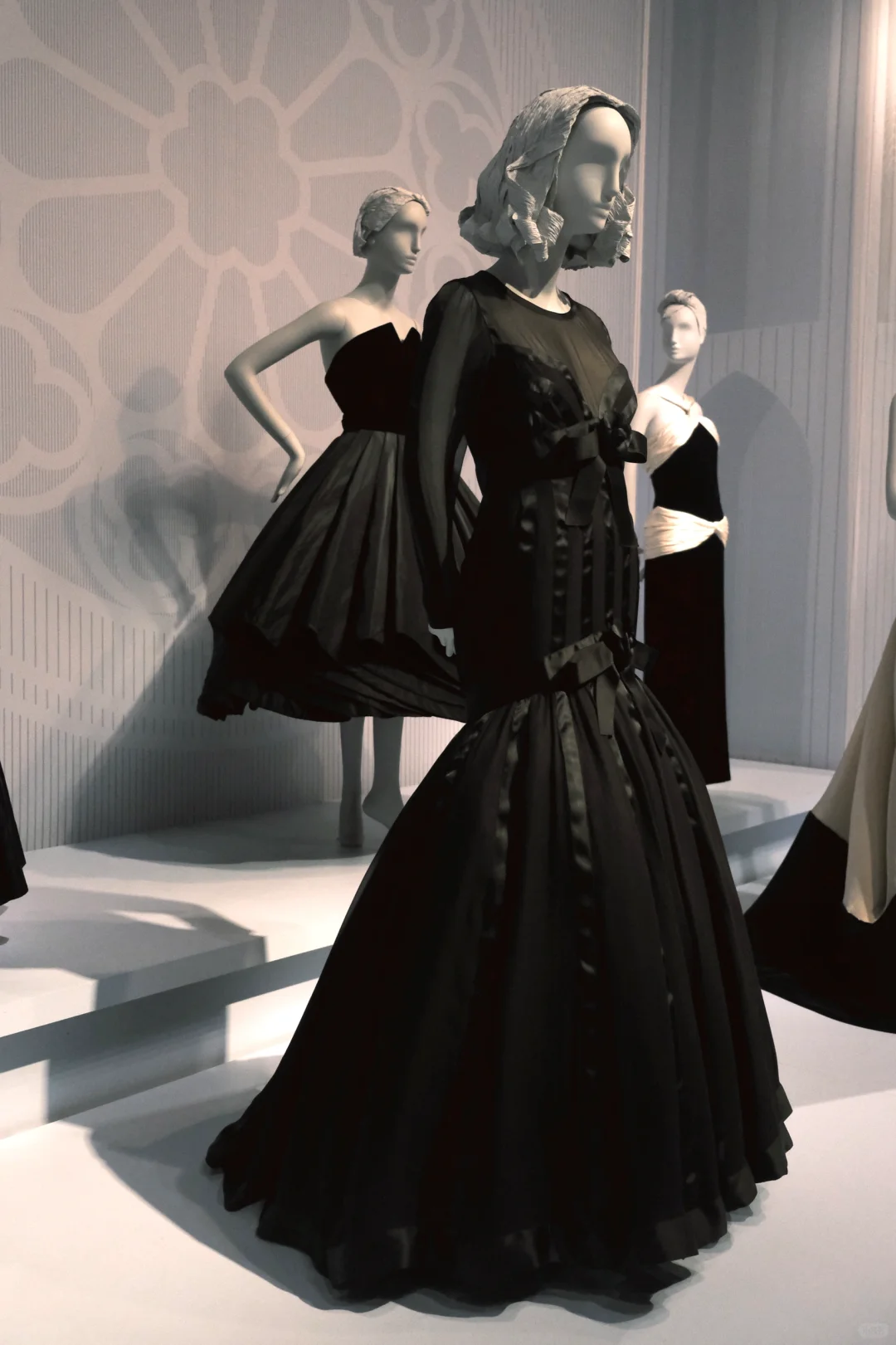 优雅是永不褪色的魅力｜de young高定展