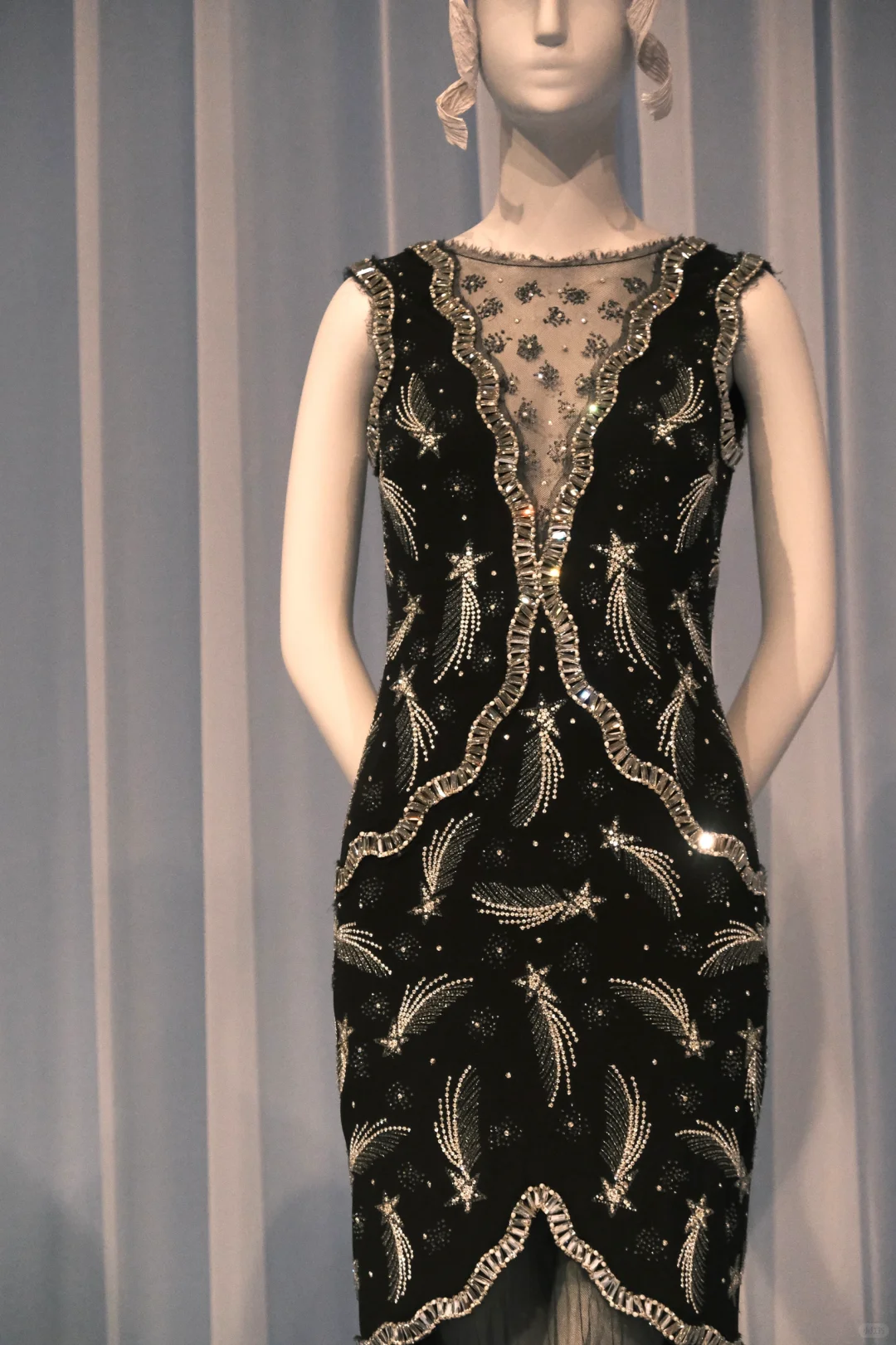 优雅是永不褪色的魅力｜de young高定展