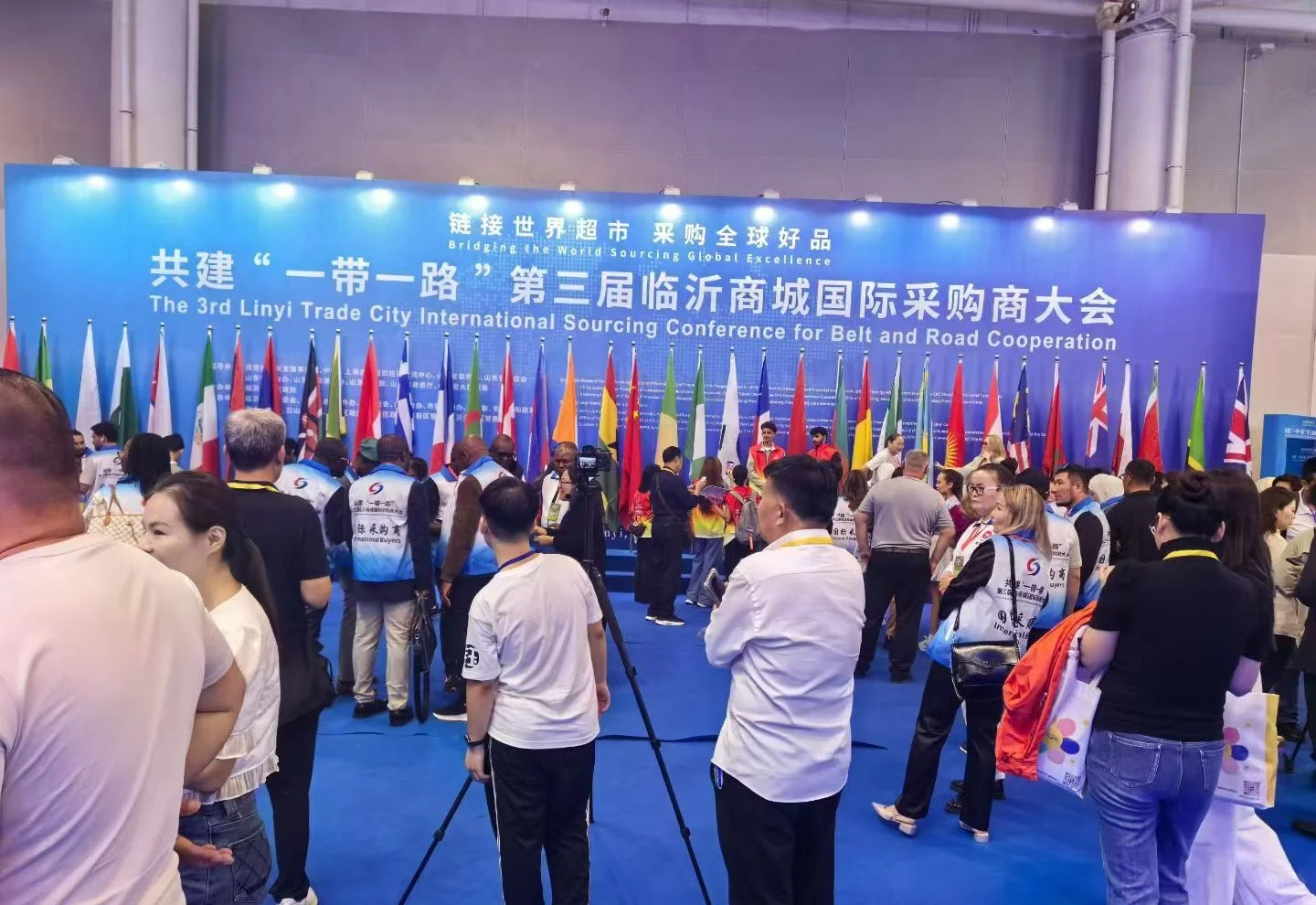 快讯|路远建材闪耀临沂,全球商机一键链接