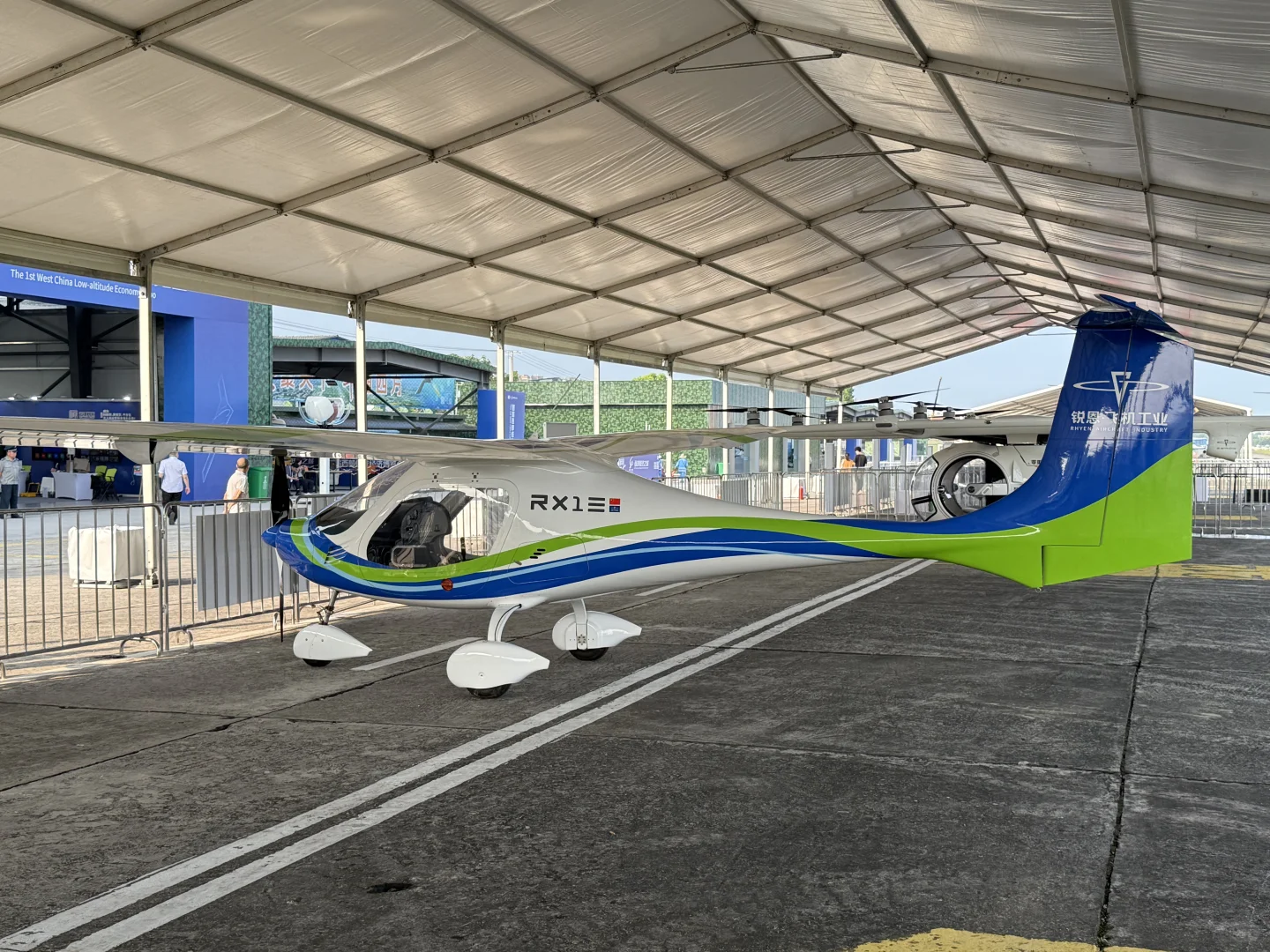 梁平带你逐梦空天新时代