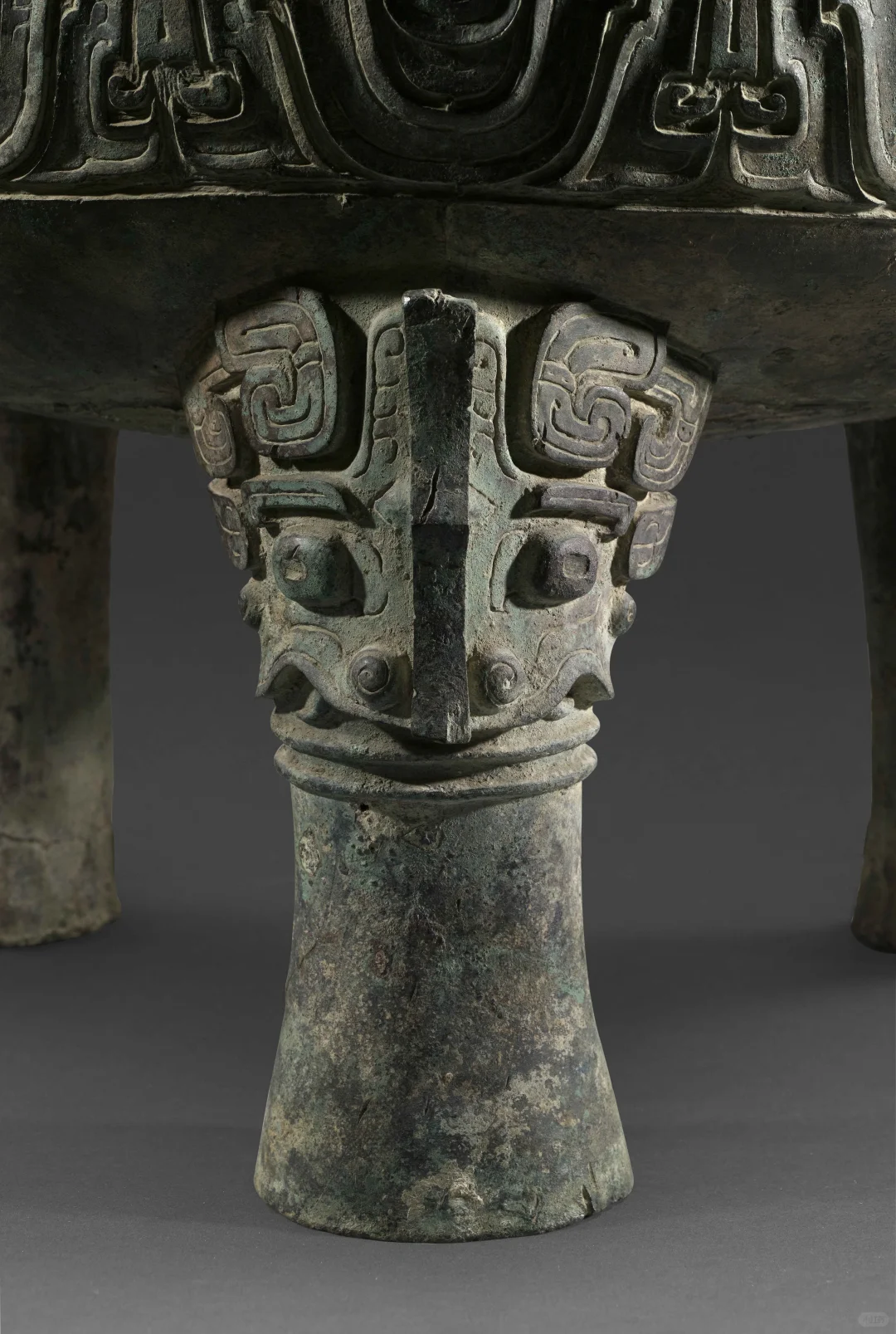 烈日炎炎，不想出门，试试云端看文物吧～