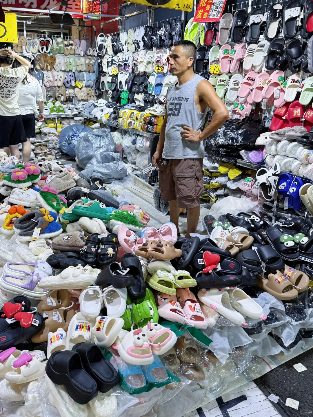 义乌三挺路夜市｜全球人的“深夜快乐老家”?