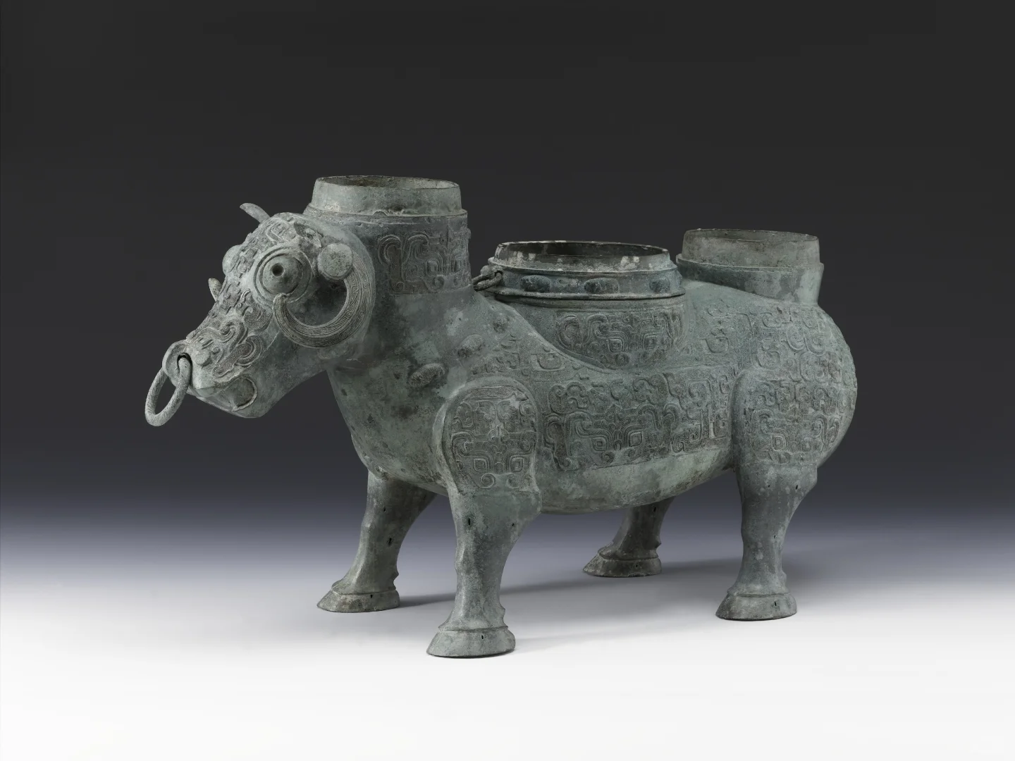 烈日炎炎，不想出门，试试云端看文物吧～