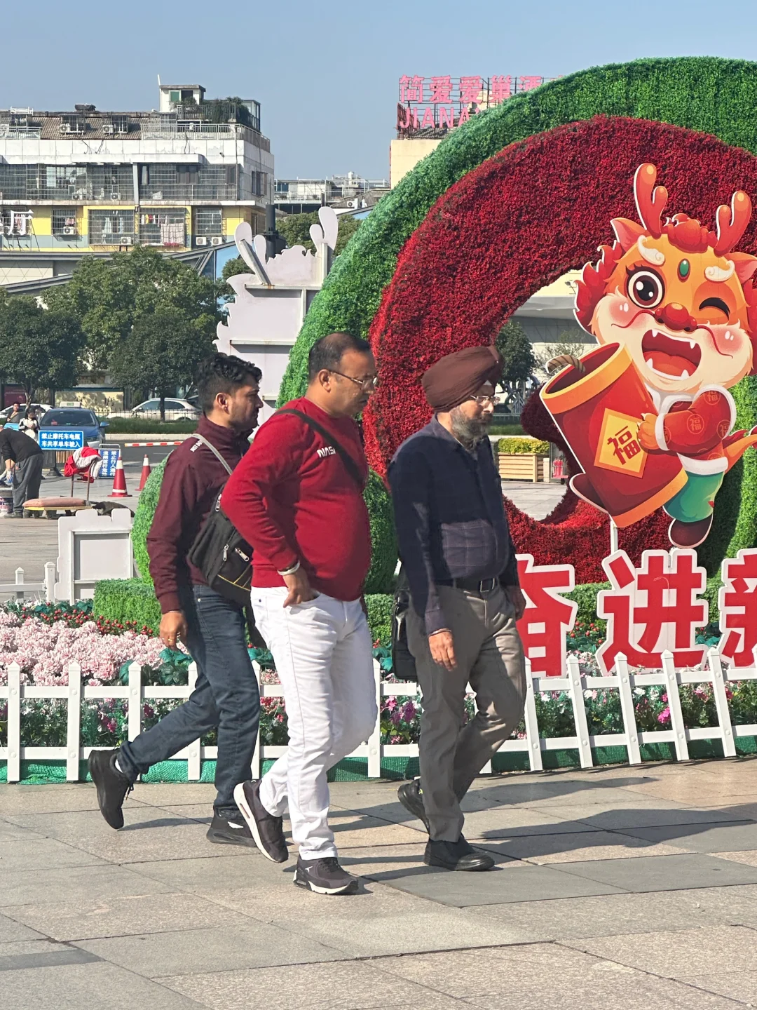 赚大钱的捷径央视早就告诉咱们了