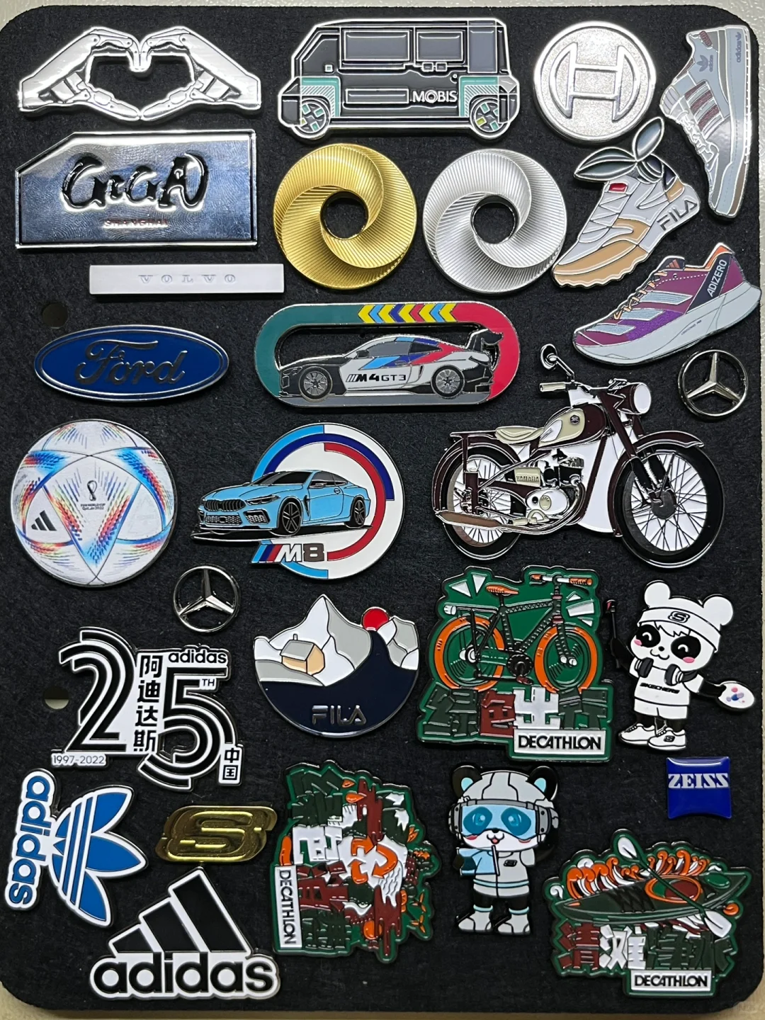 第六届进博会 徽章完成时