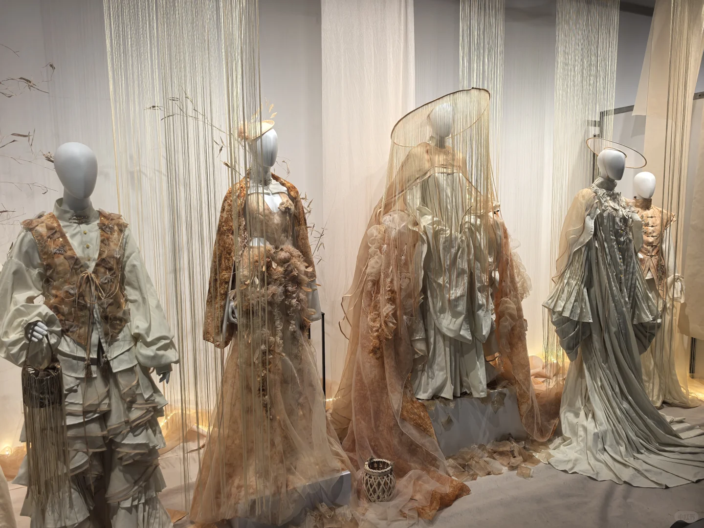 西美毕业展/创意集市此人就这样去逛