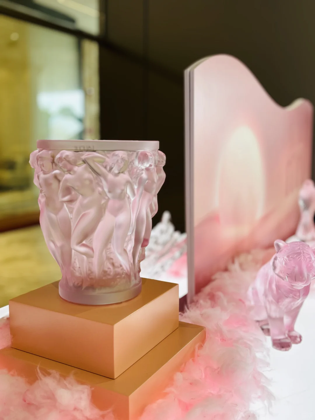 广州提升审美好去处:罗浮荟邂逅莱俪水晶