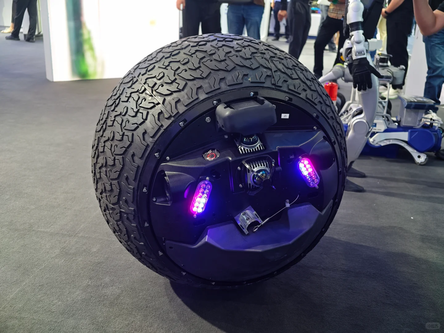 北京警用装备展简直是每个男生的梦工厂！