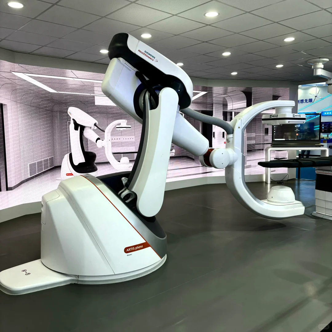 CMEF-医疗器械也很美