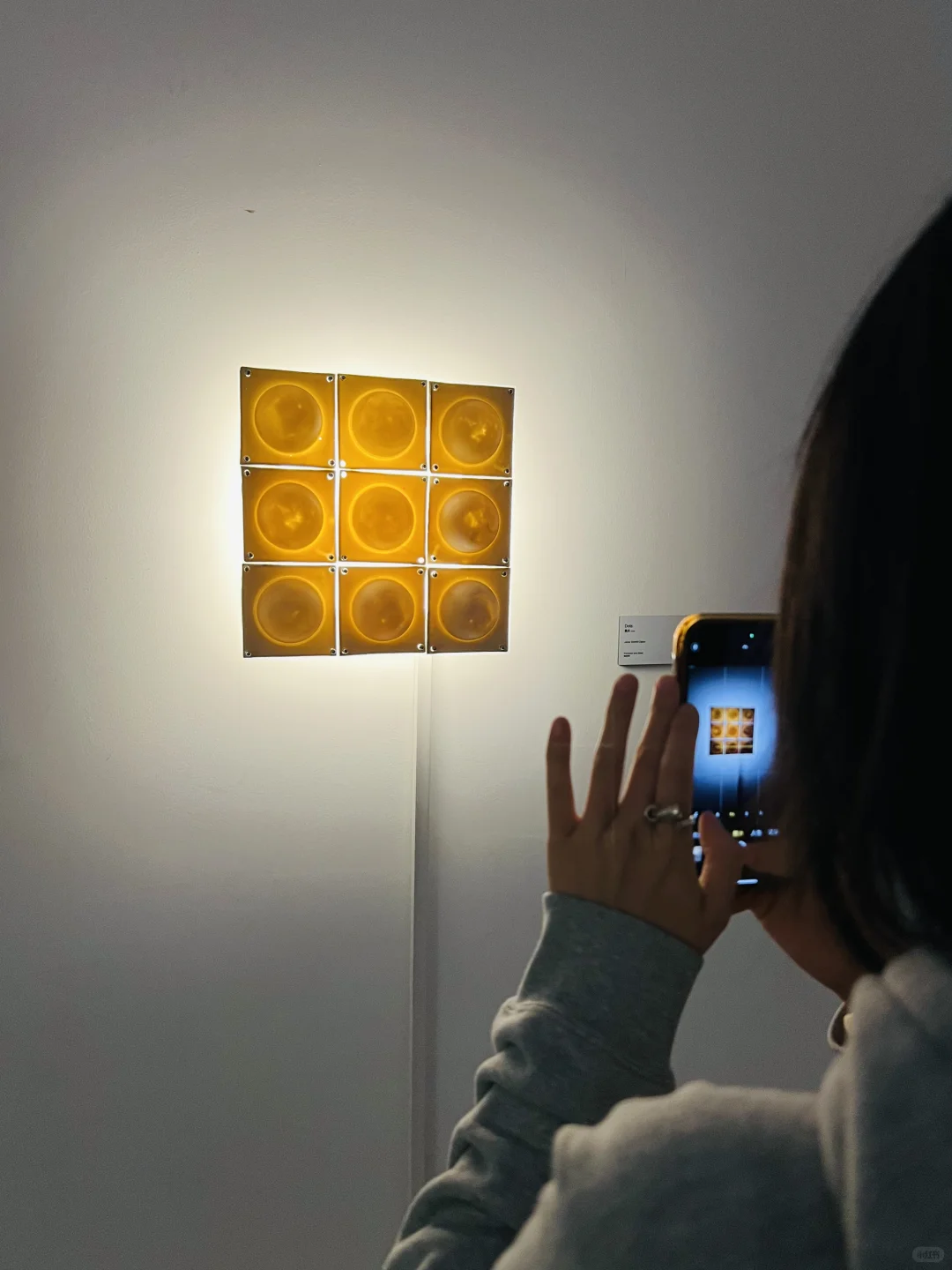 北京启皓艺术馆:光之线条,灯光跟线条的交错