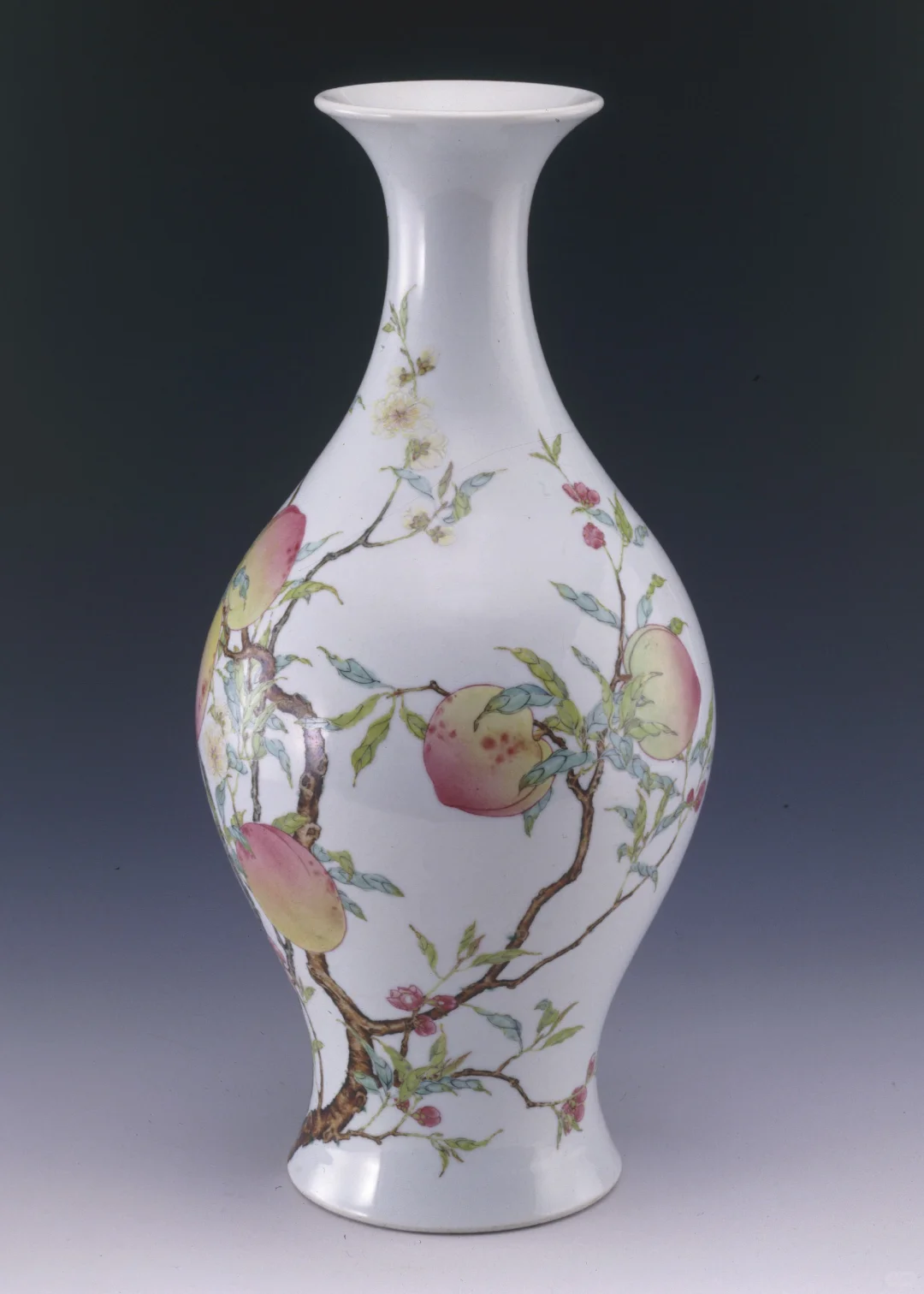 烈日炎炎，不想出门，试试云端看文物吧～