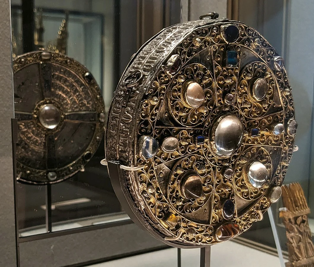 从卢浮宫时尚展看拜占庭风格时装