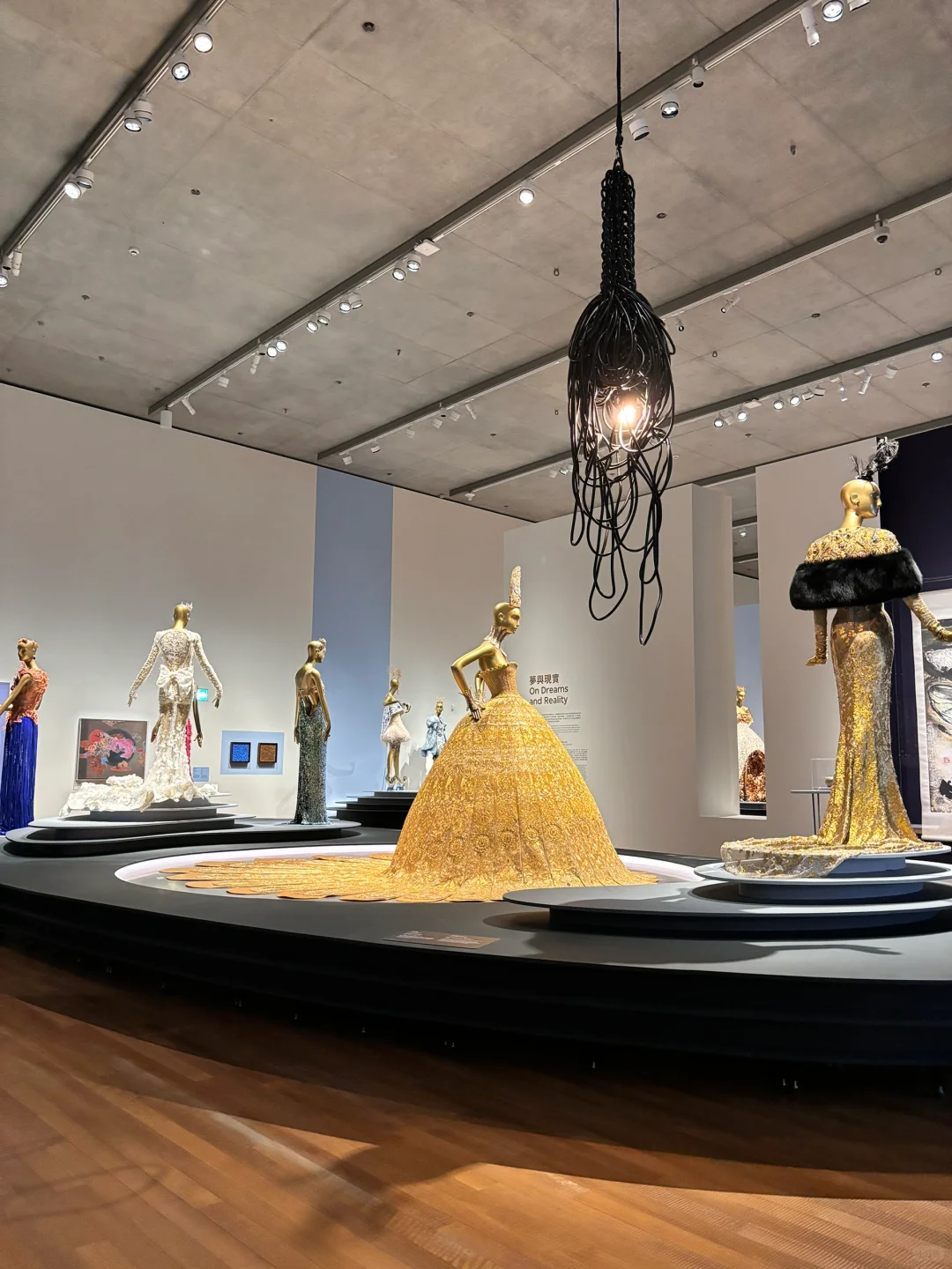 香港看展??|我愿称之为服设生必看的展览