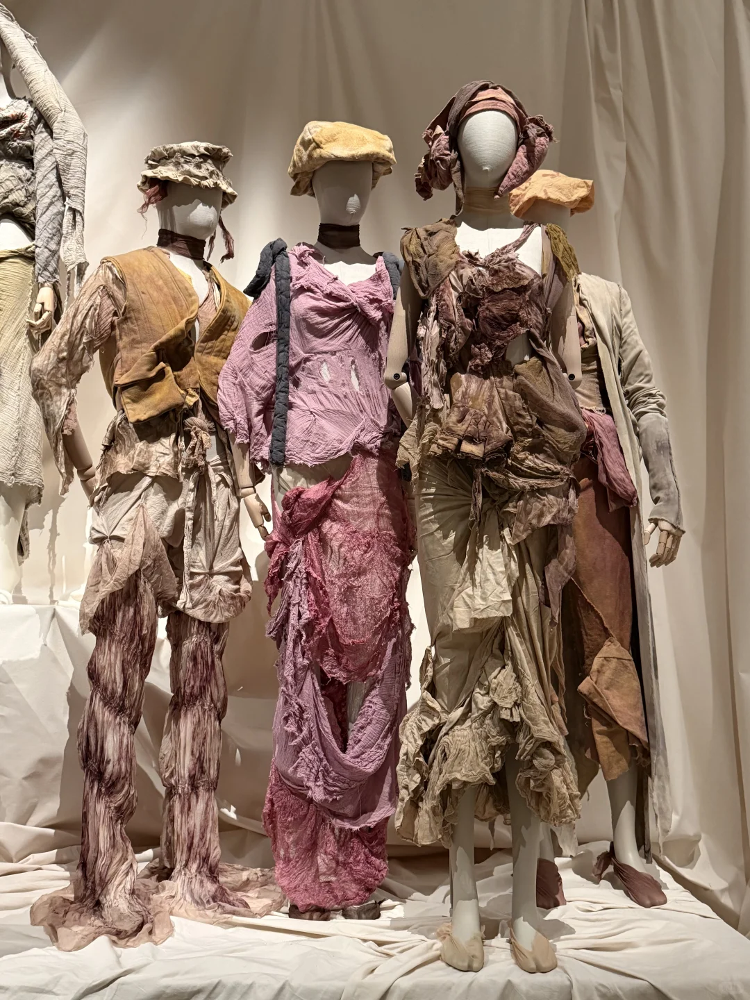 伦敦新展 I Dirty looks in Fashion