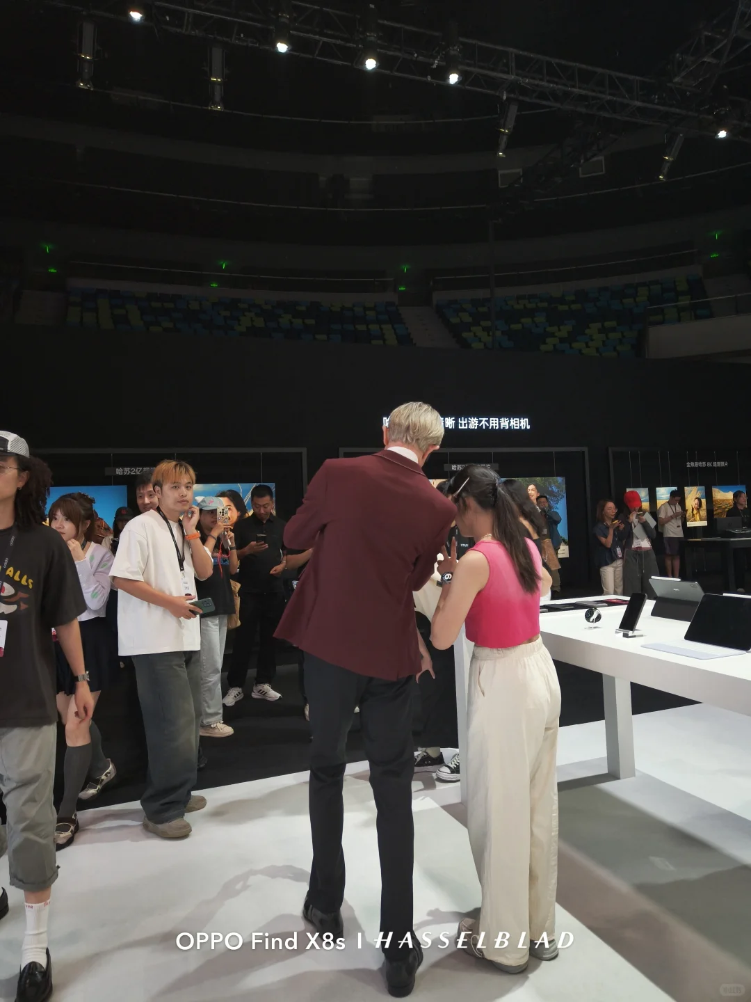 我竟然在OPPO发布会拍到了法拉利先生