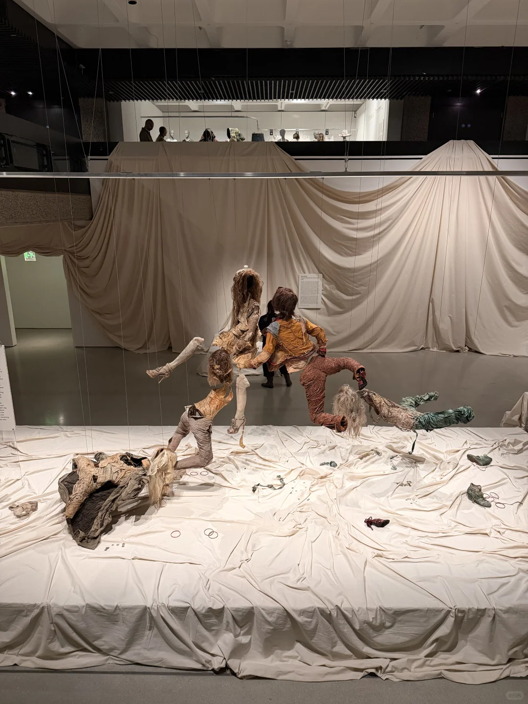 伦敦新展 I Dirty looks in Fashion