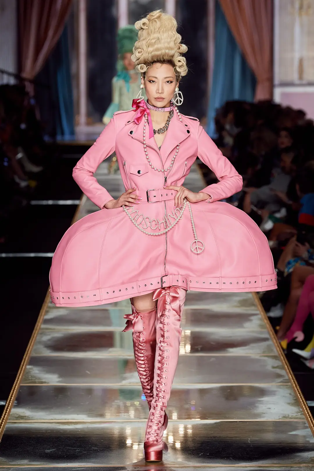 Moschino｜洛可可蛋糕