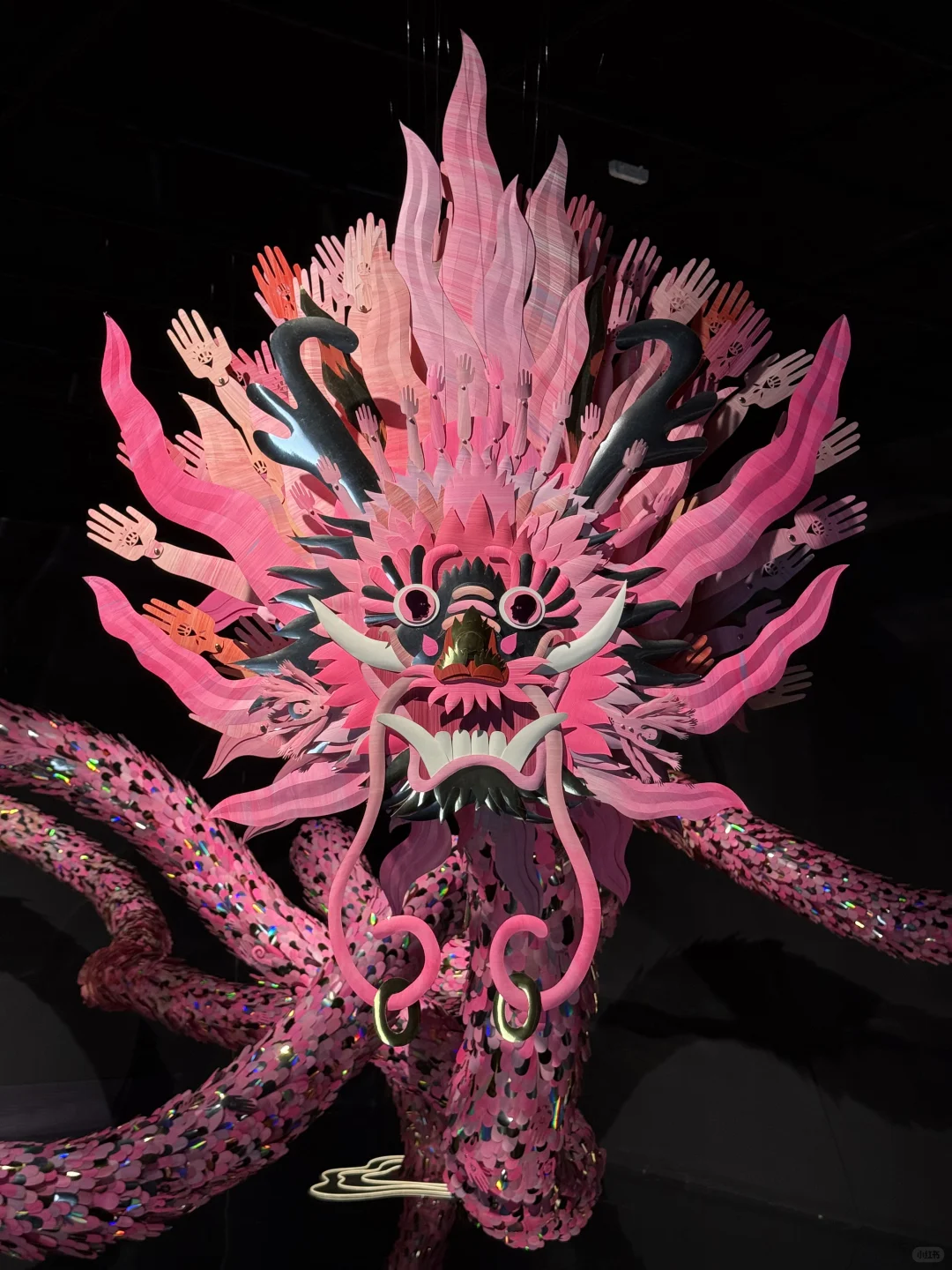 我很少用“震撼”形容一场展览！！梦幻剪纸美哭