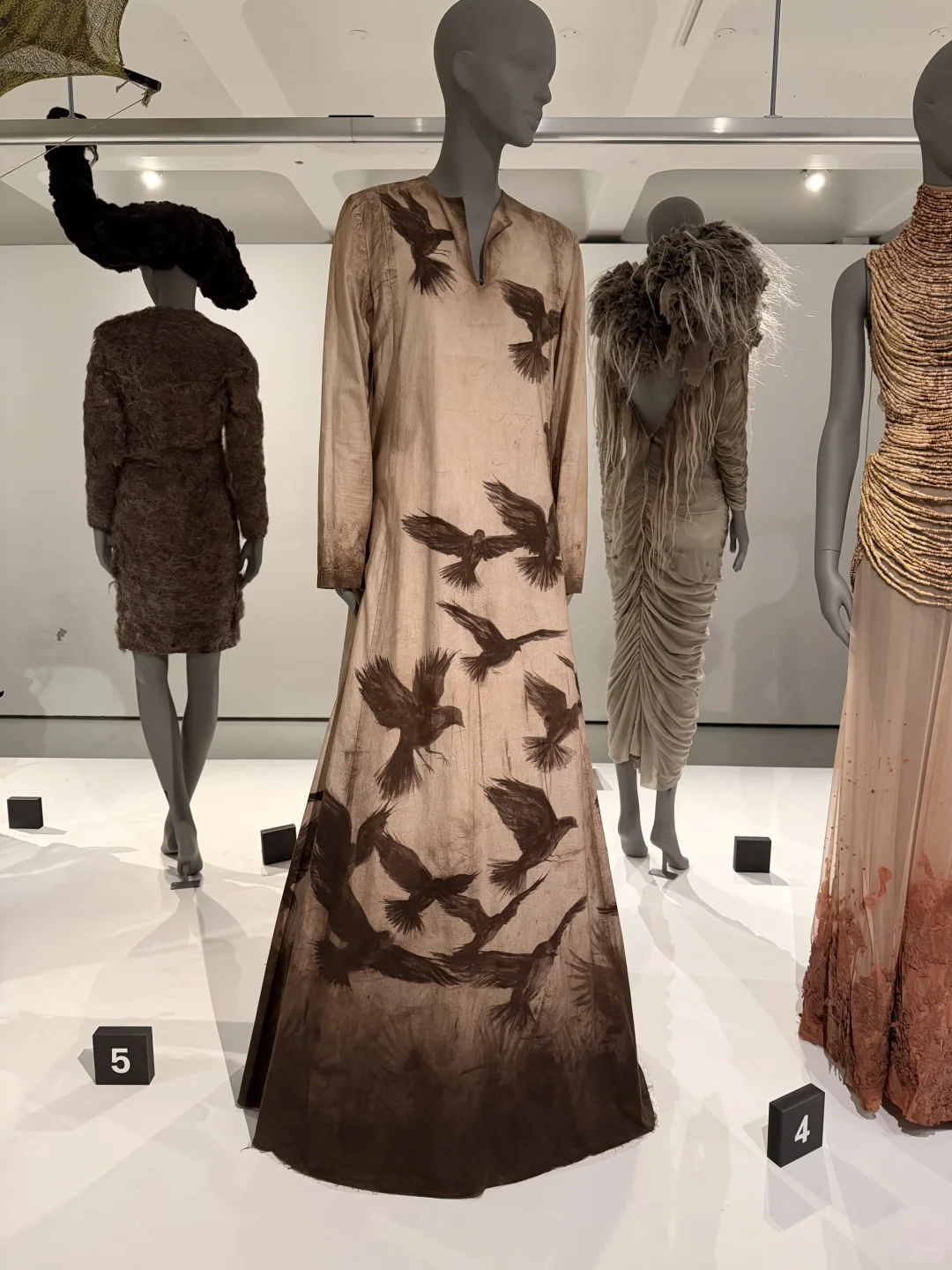 伦敦新展 I Dirty looks in Fashion