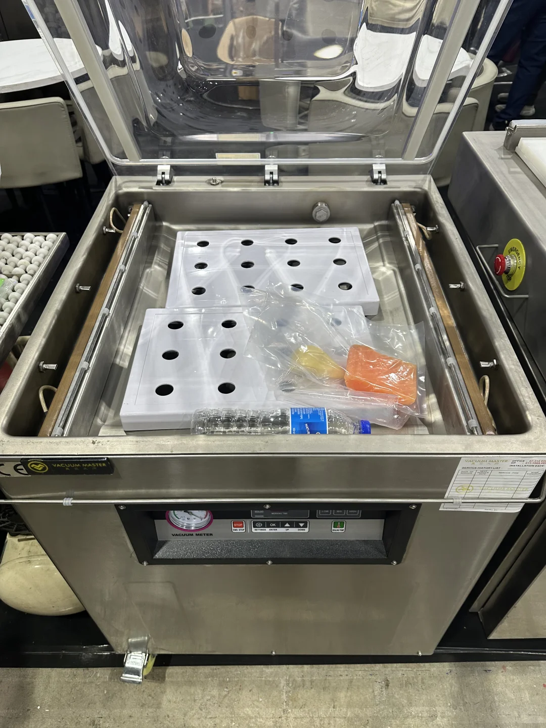 两个月跑了两国展会,我突然有点清醒了…