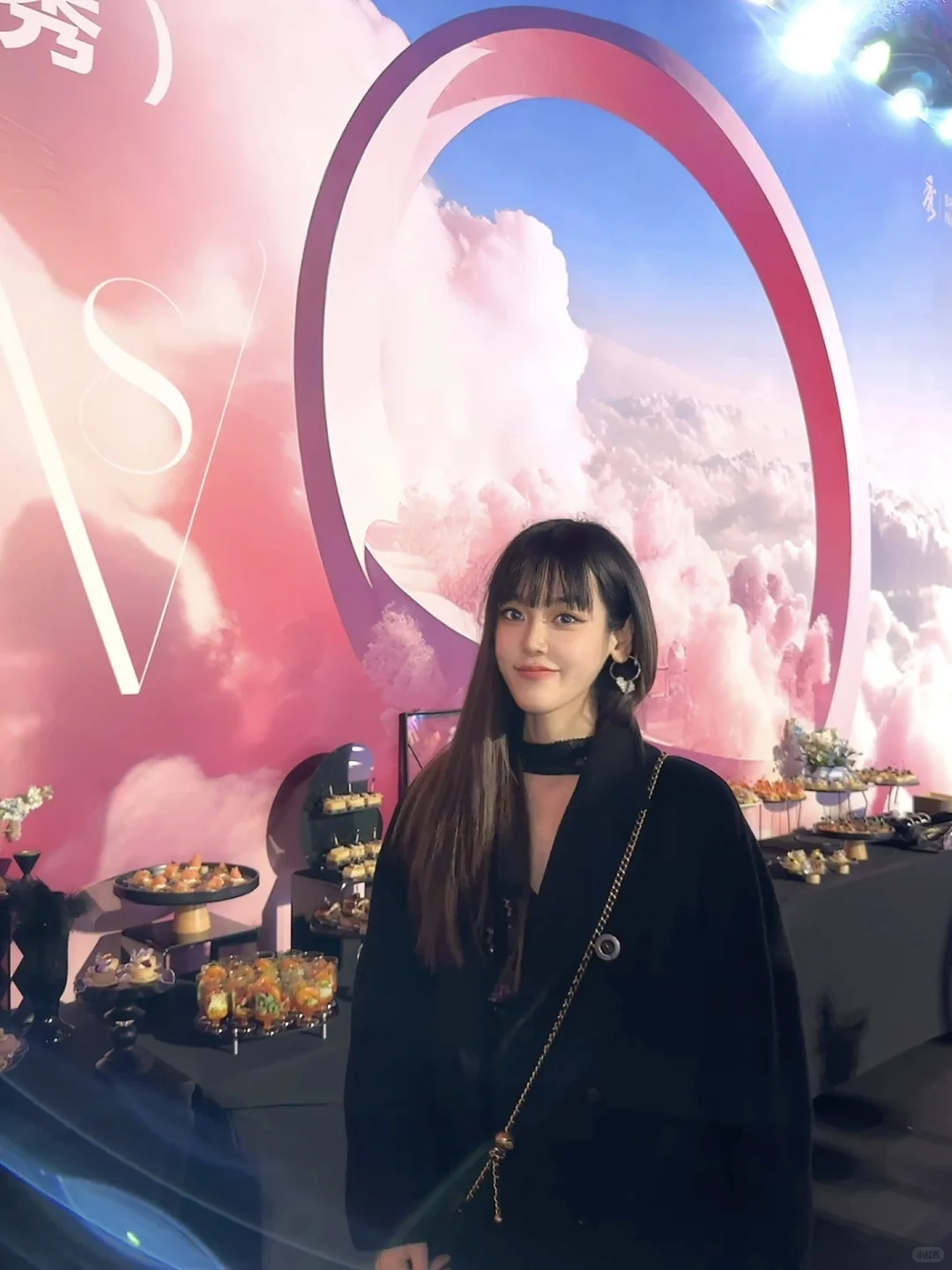 被英歌舞开场秀震撼!南油荔秀采购节太绝啦