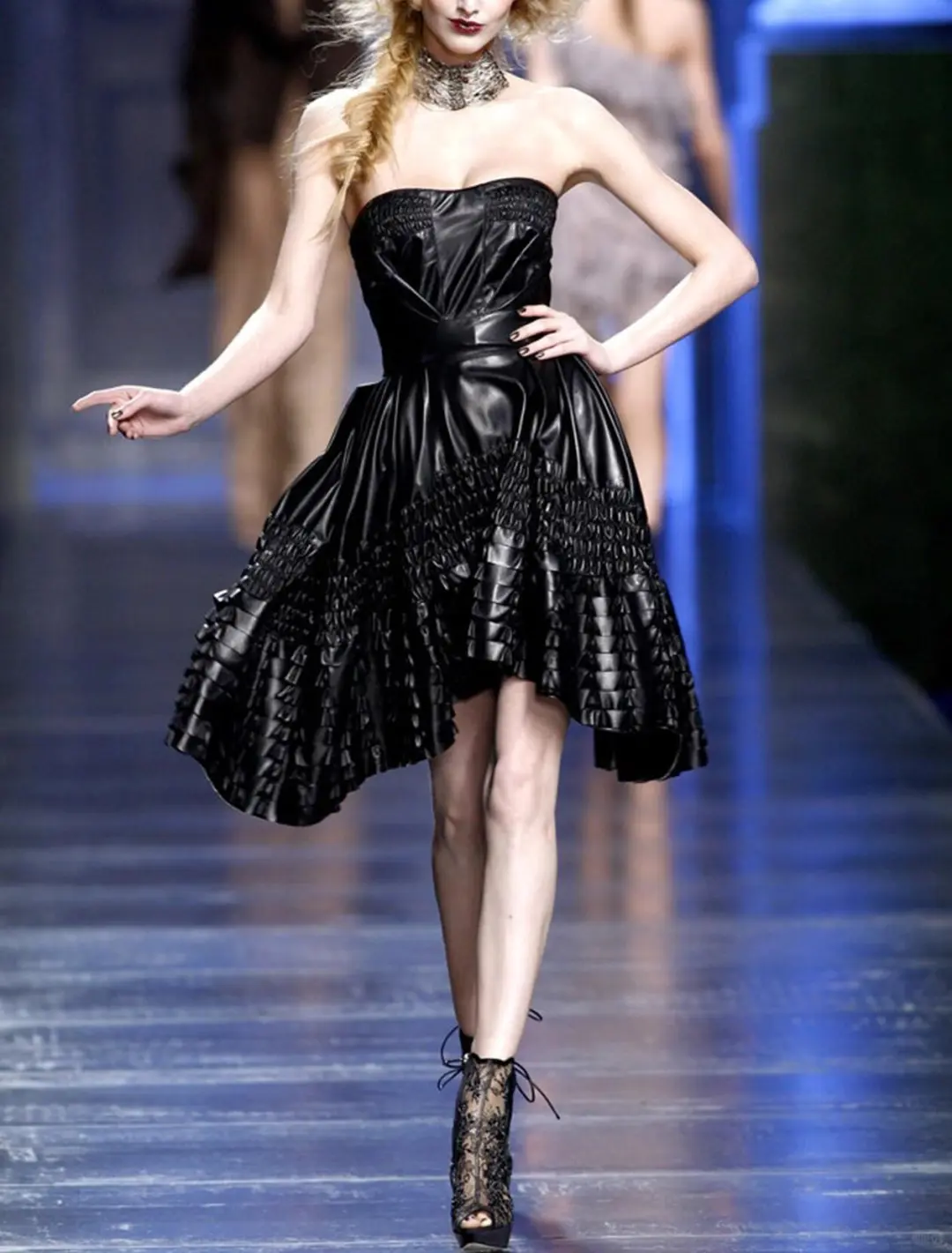 秀场审美｜Dior 2010 女骑士