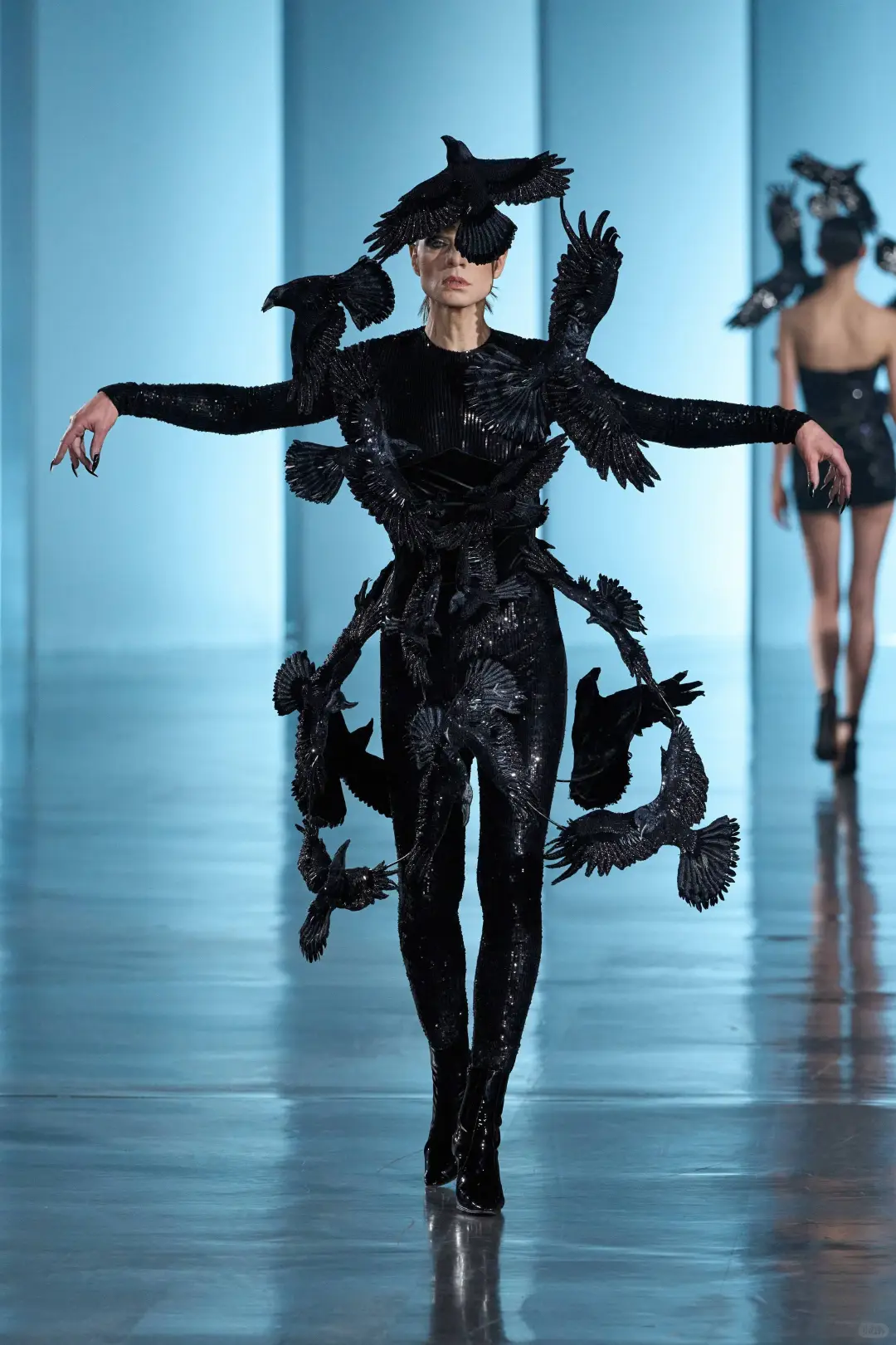 Rahul Mishra✨宇宙视角下的高级定制浪漫