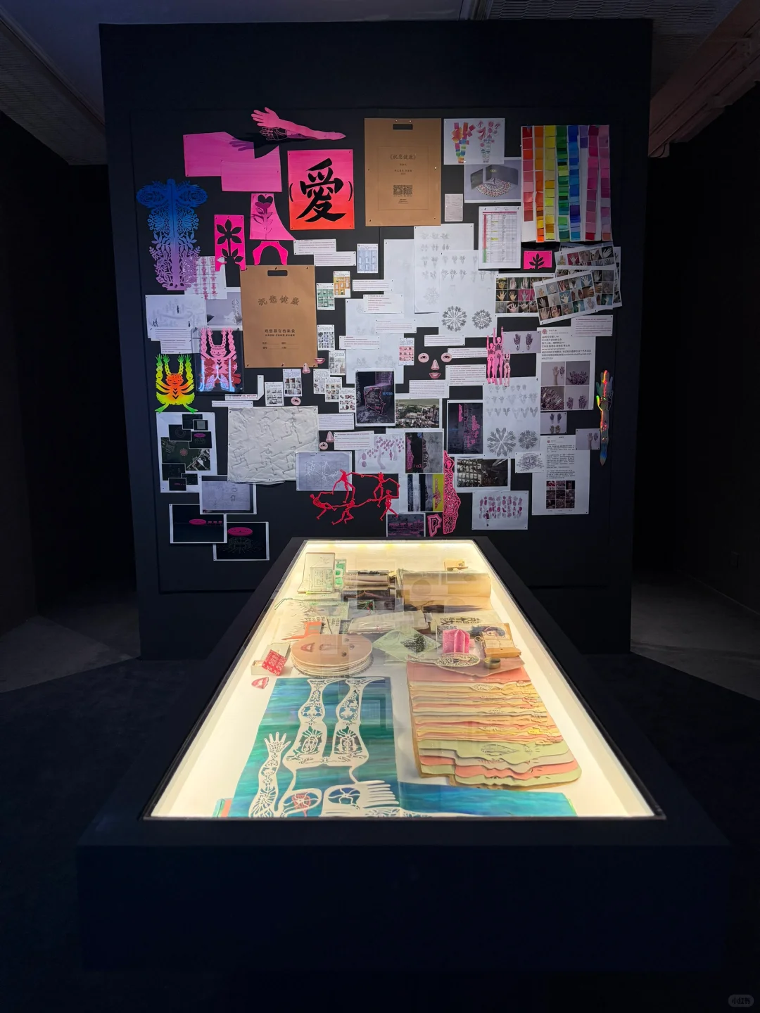 我很少用“震撼”形容一场展览！！梦幻剪纸美哭