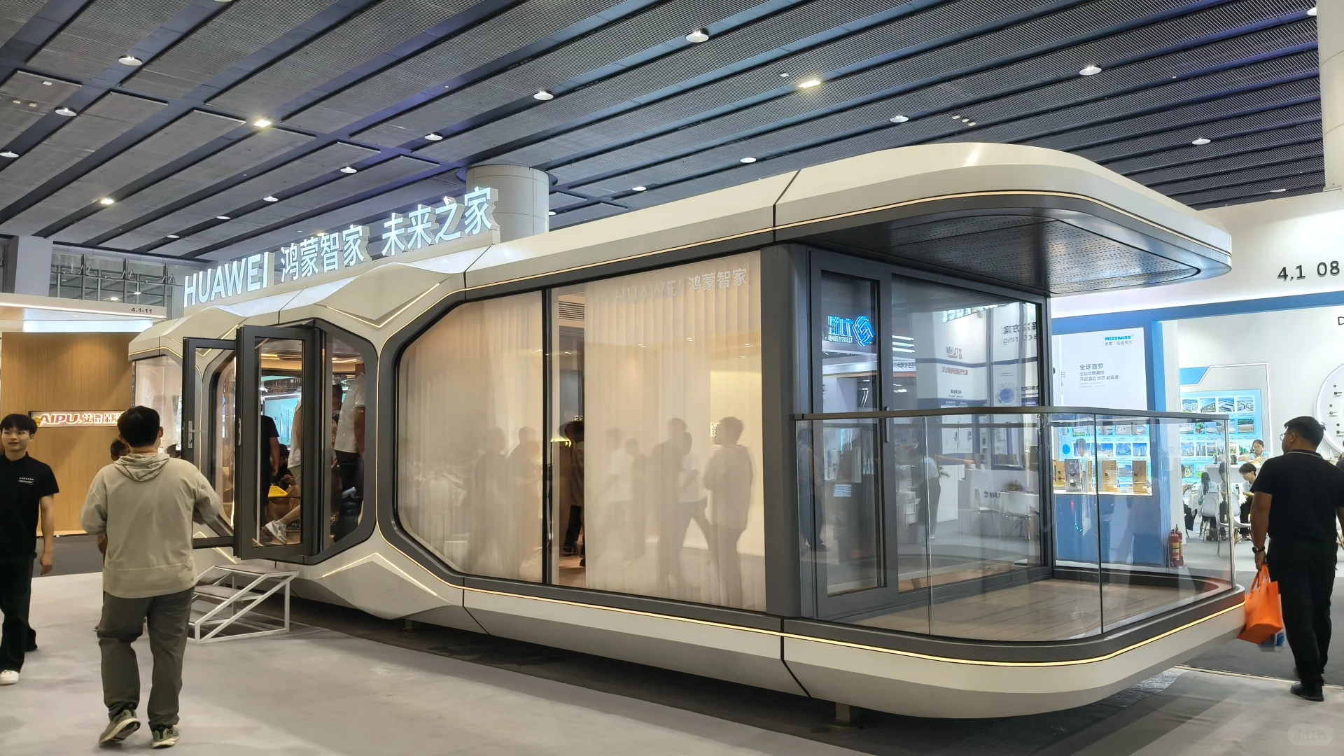 ?建材展 | 感受材料的生命力