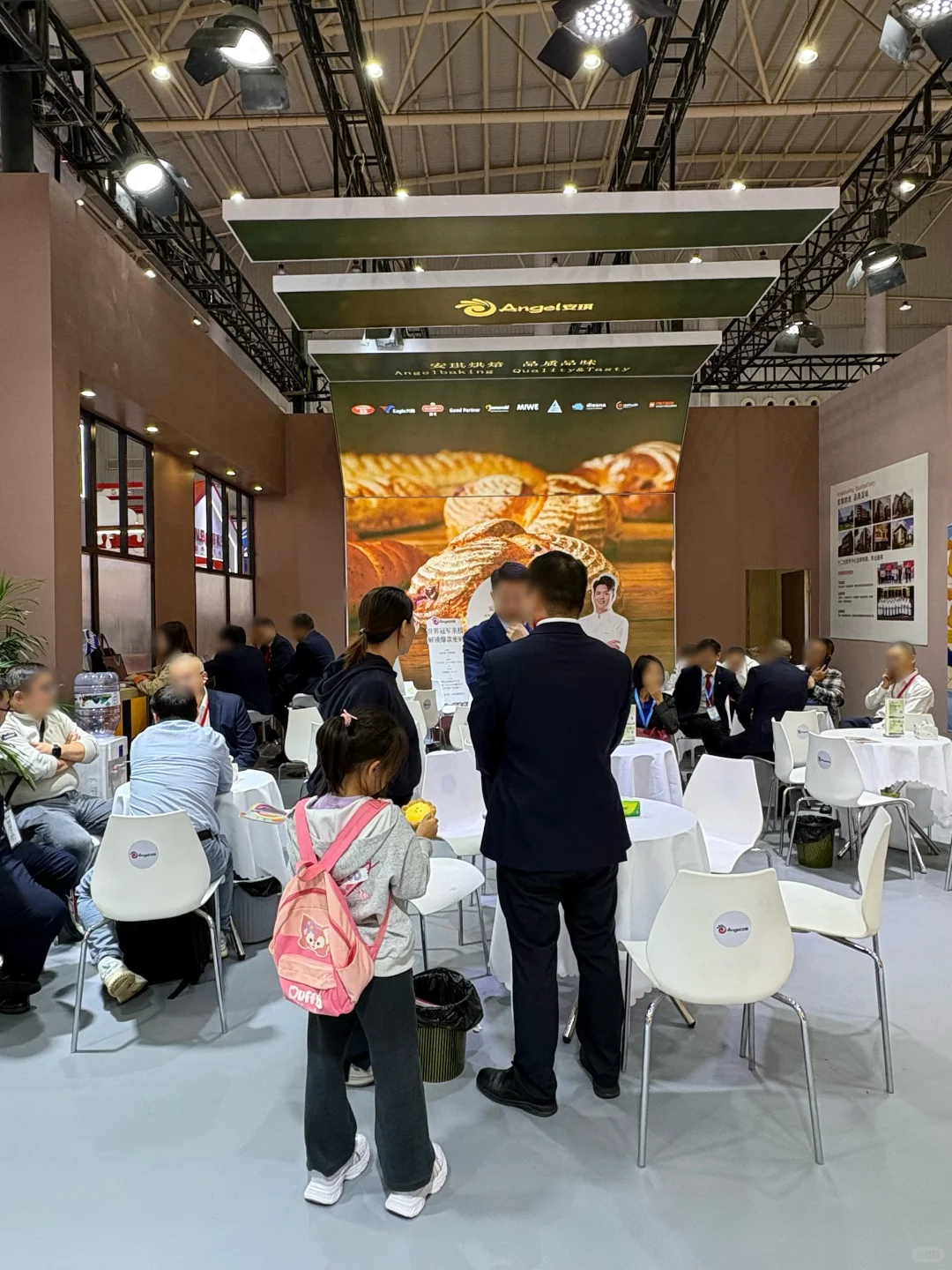 逛武汉烘焙展 被安琪酵母狠狠圈粉啦！?