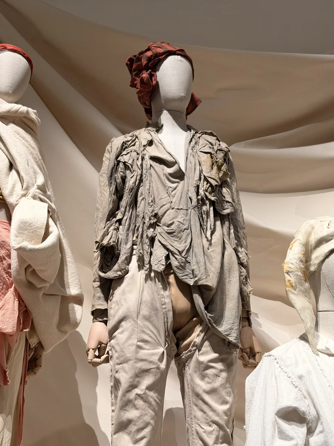 伦敦新展 I Dirty looks in Fashion