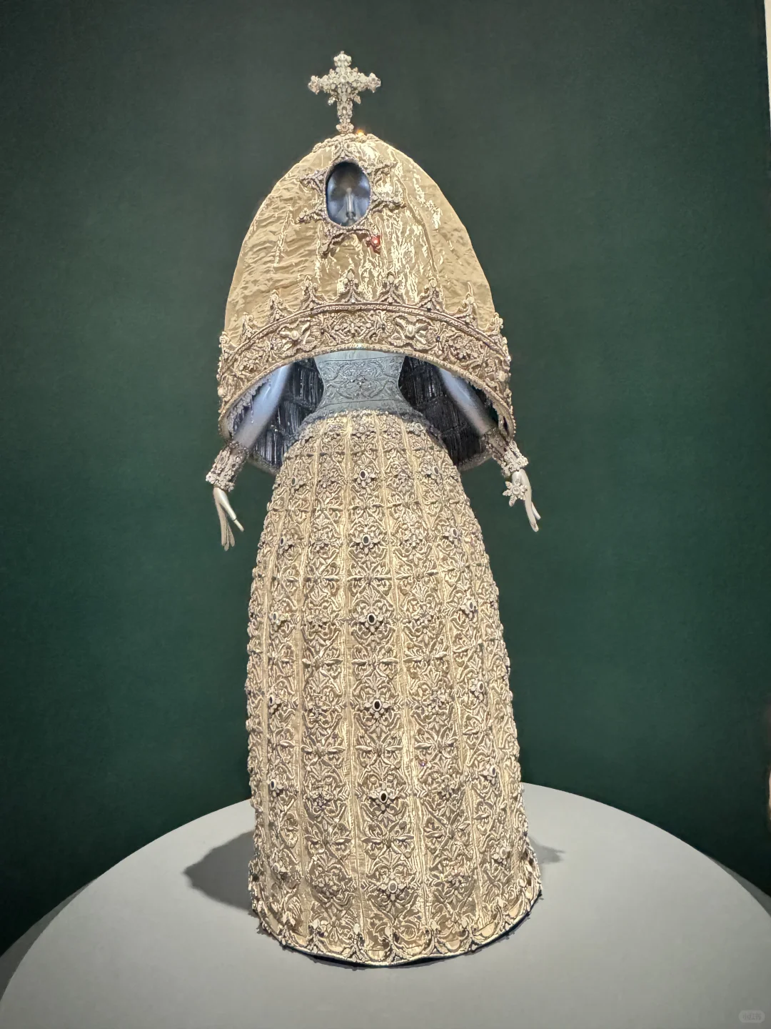 郭培时装展:一场穿越时空的华服盛宴