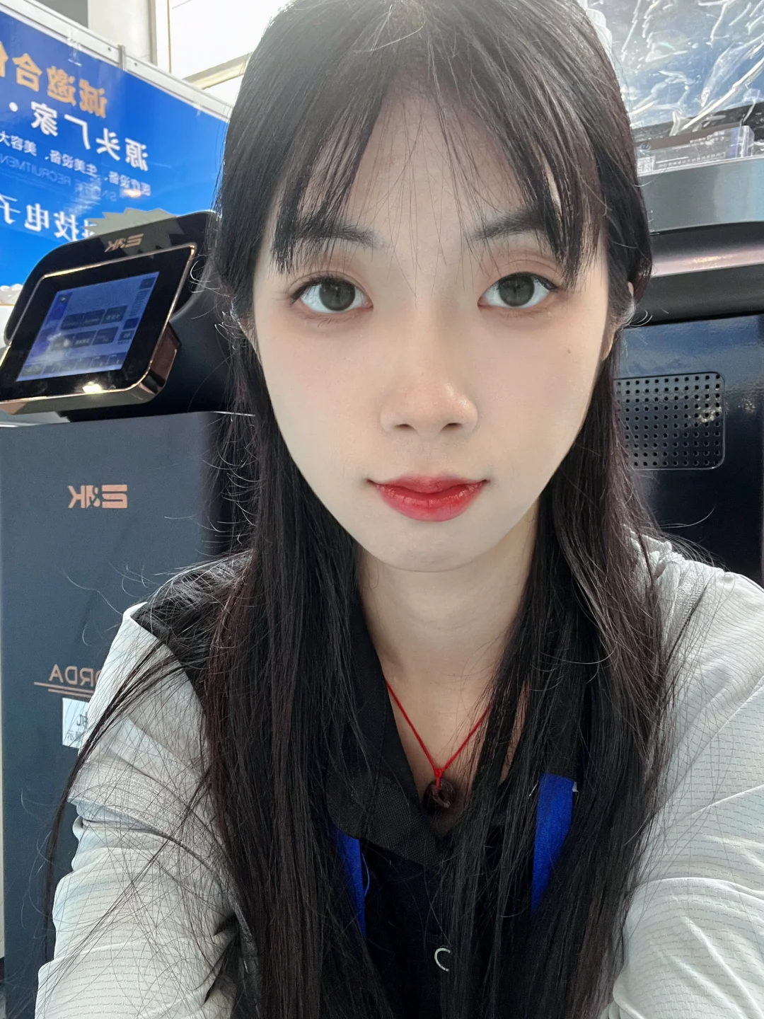 医博会没有人的?