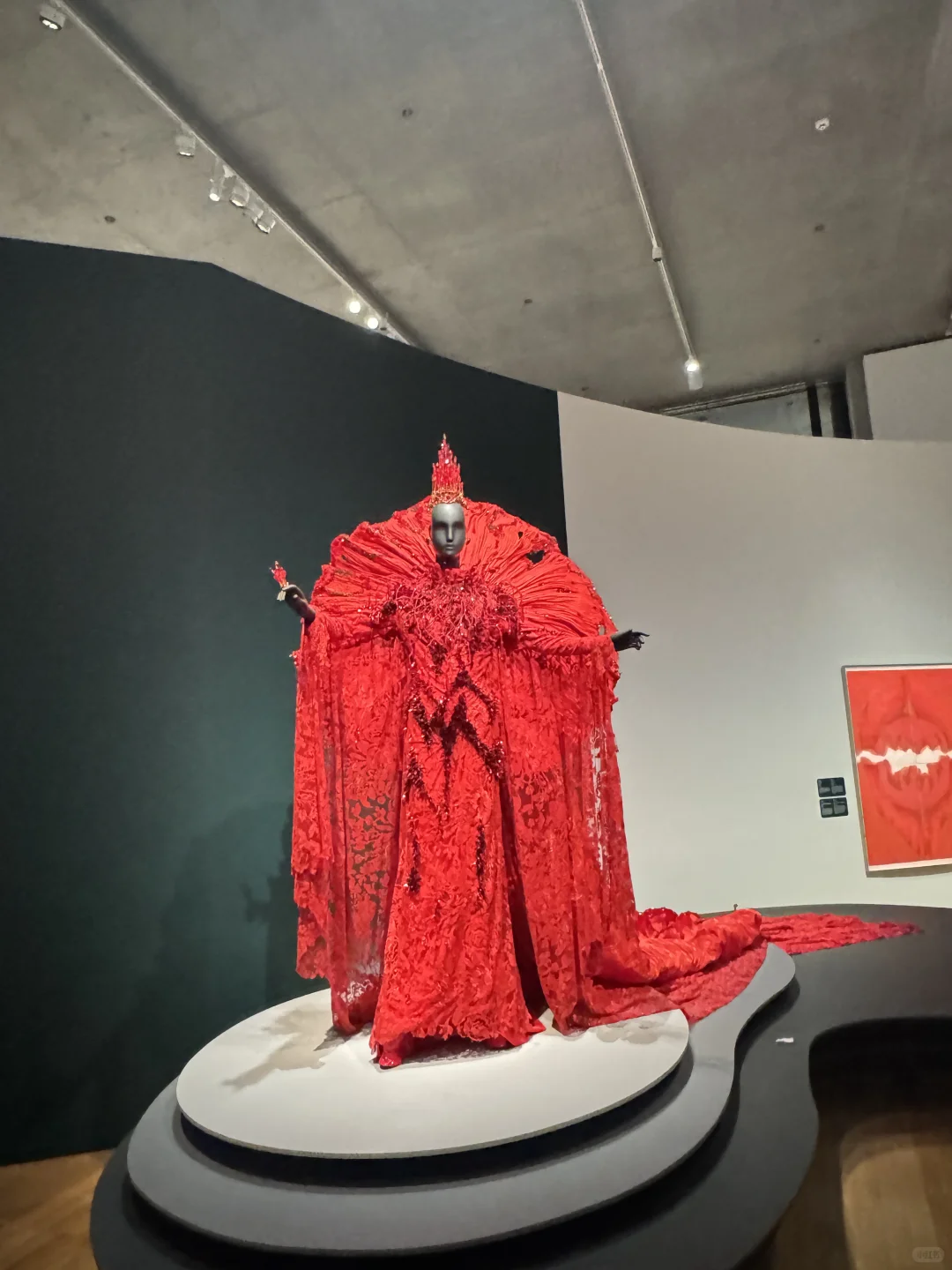 郭培时装展:一场穿越时空的华服盛宴