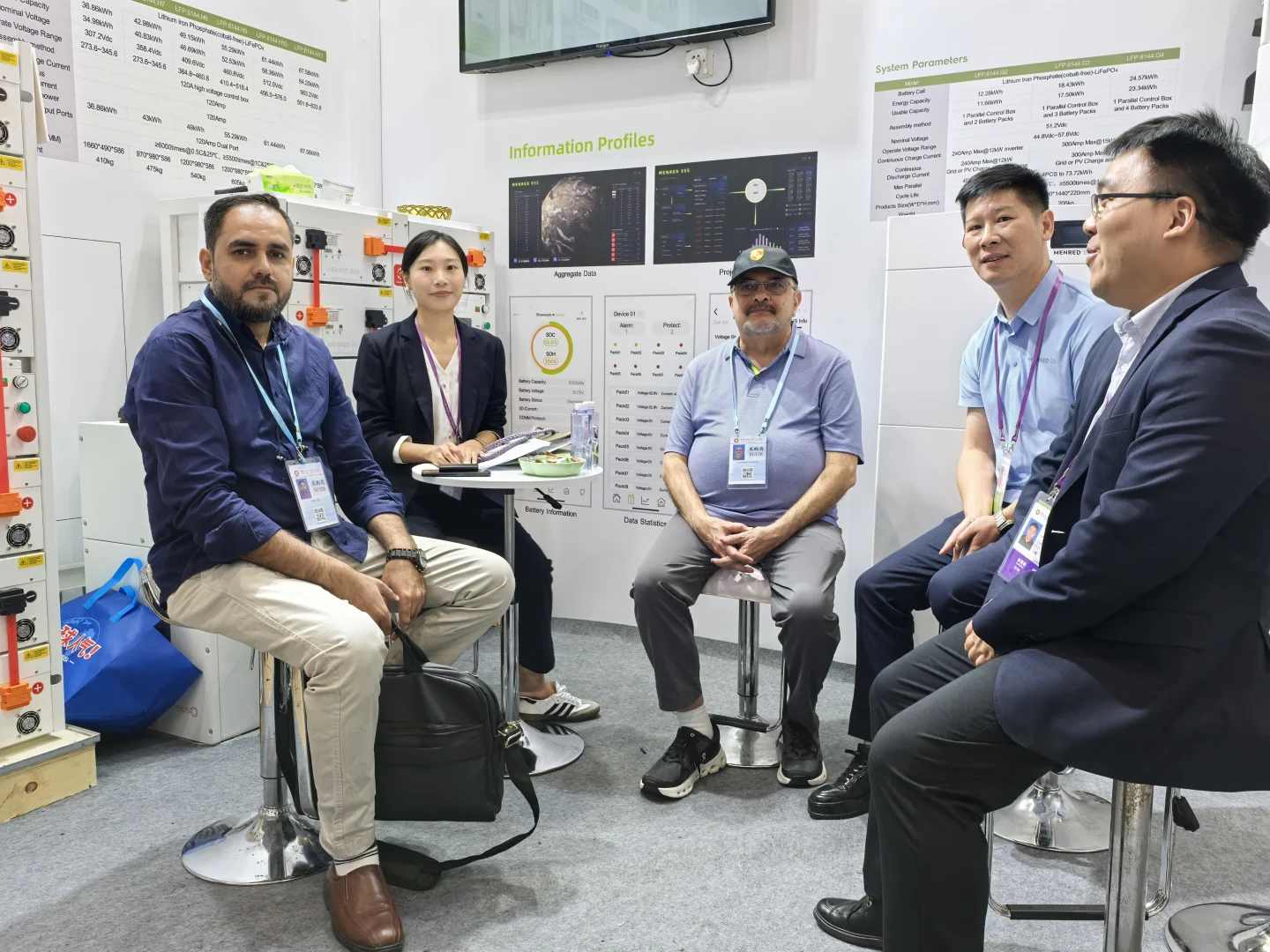 曼瑞德光储闪耀广交会,开启绿色能源新未来
