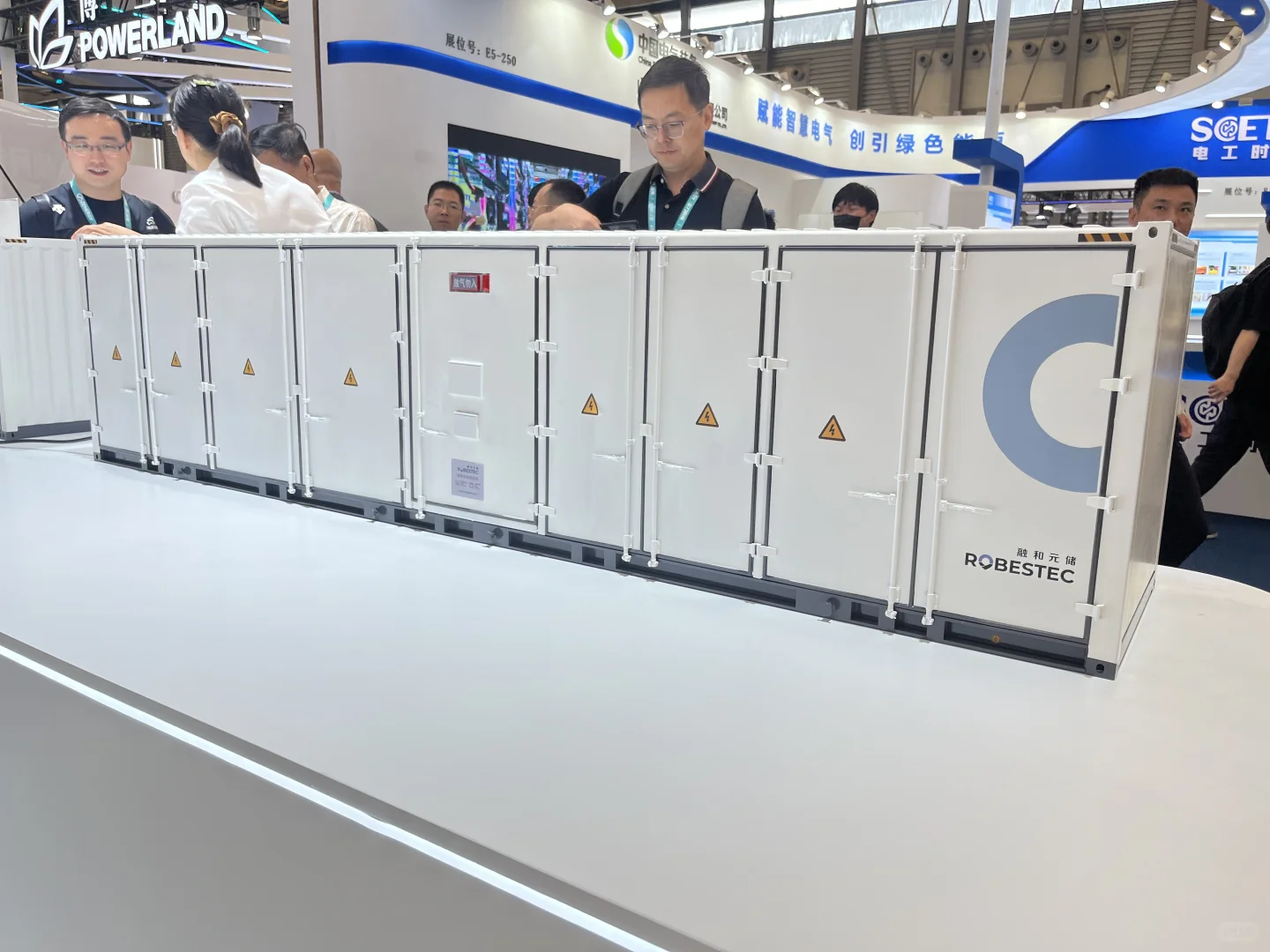 专业级集装箱储能柜展示模型，震撼亮相！