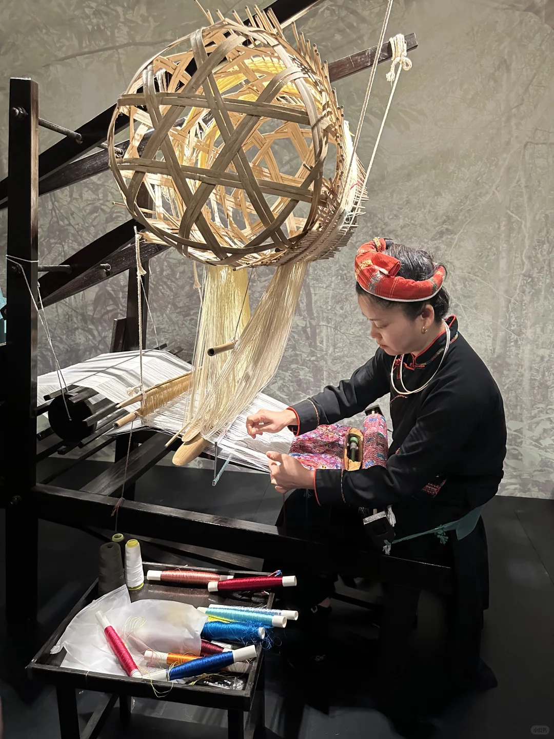 上海新展?西南少数民族服饰真的好美…