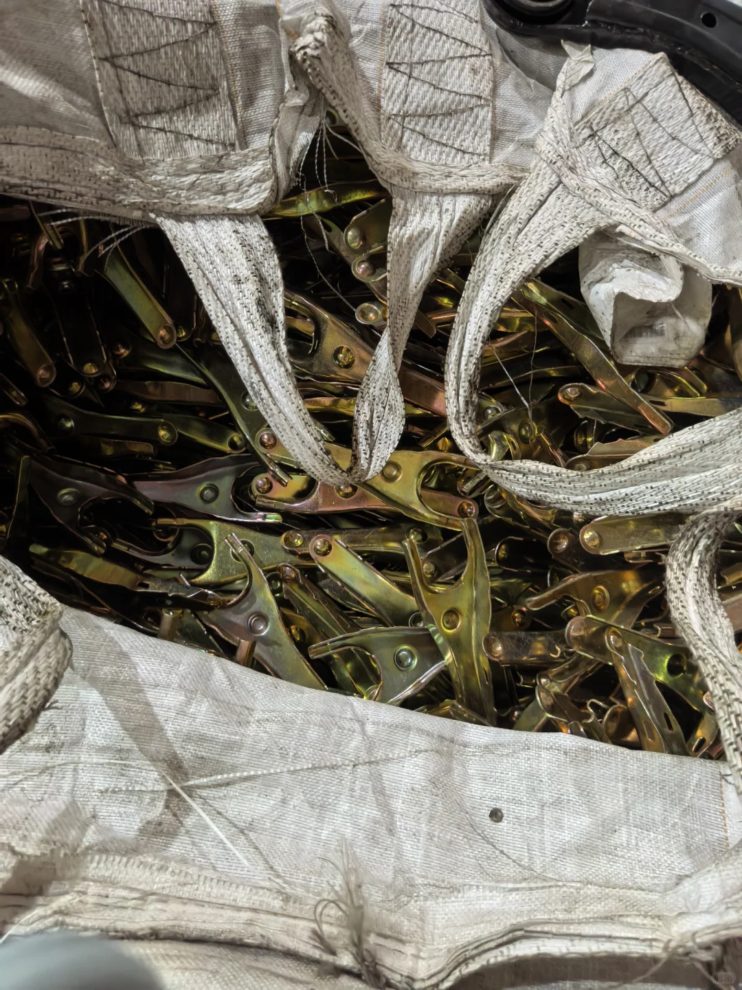 汽车零配件工厂