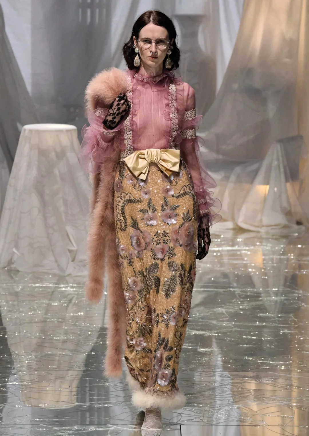 Valentino2025春夏秀场 | 时尚界的文艺复兴