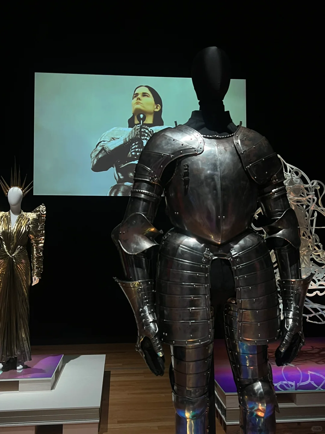 在东京看时尚展览无异于