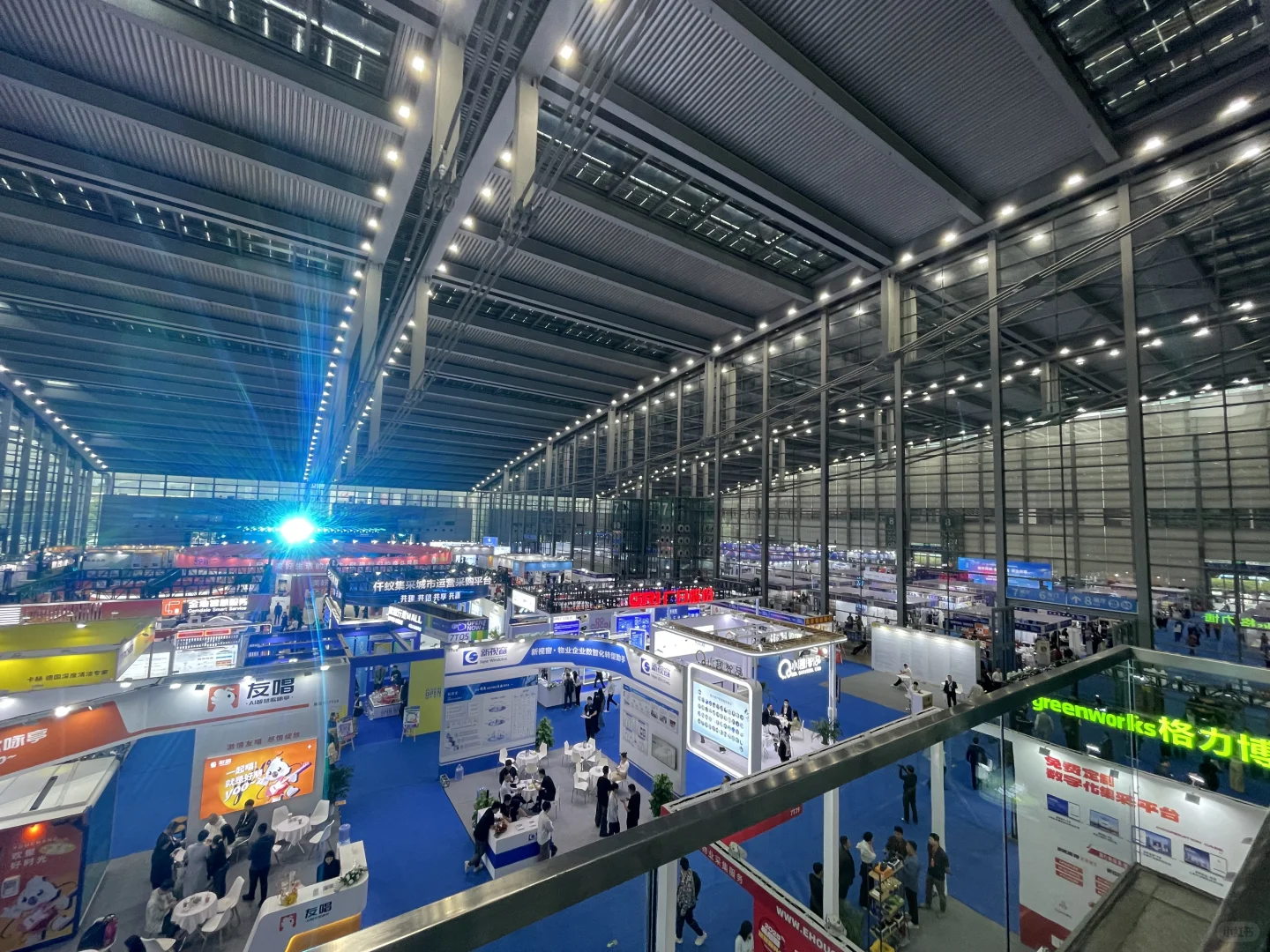 深圳会展中心一日记在美食与科技里撞个满怀