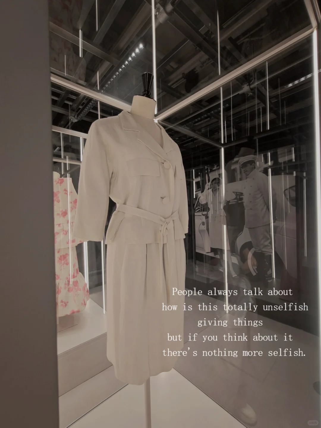 北京看展¦和格蕾丝凯利相遇巴黎世家古董展