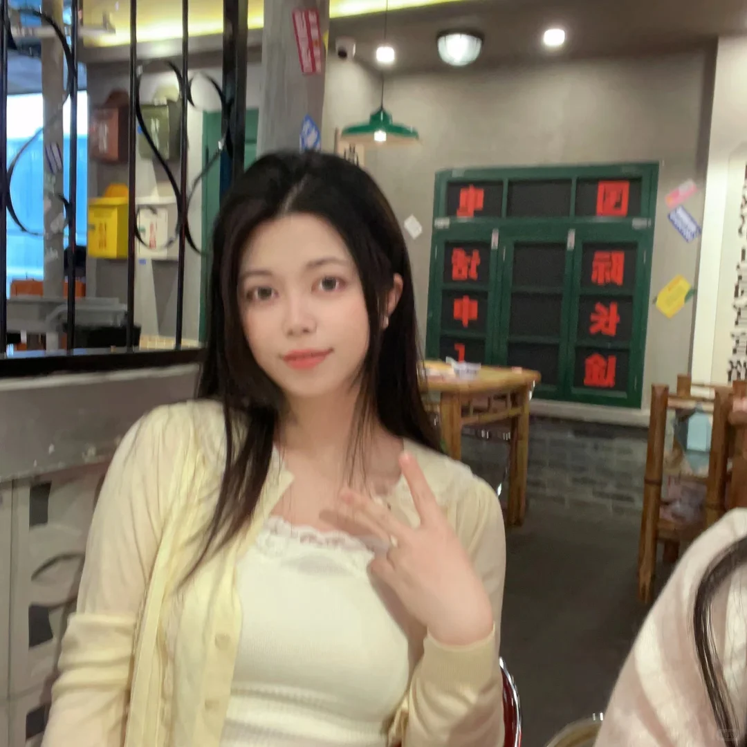 ?明明我只是看月亮