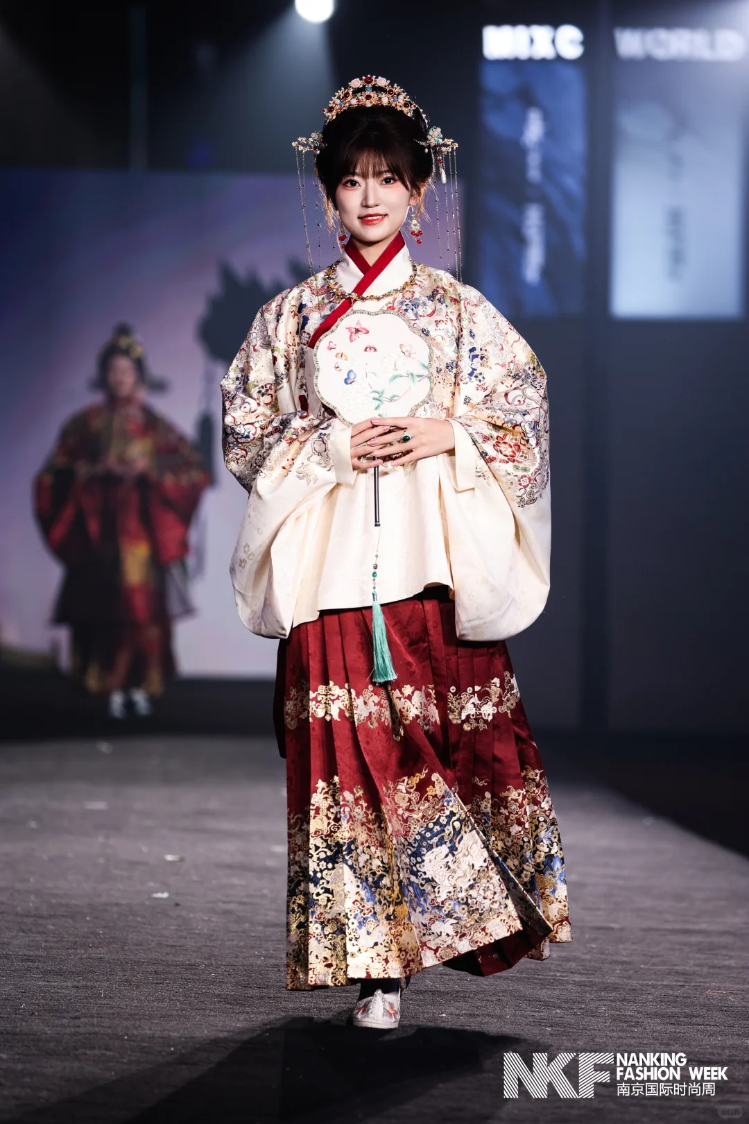 请欣赏南京国际时尚周汉服人物篇
