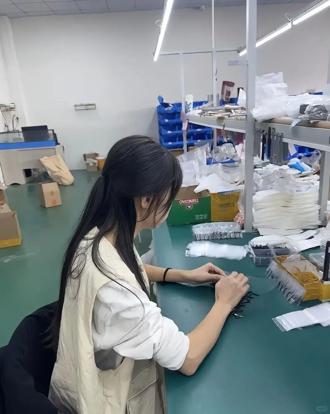终于有一个不用穿无尘服的厂