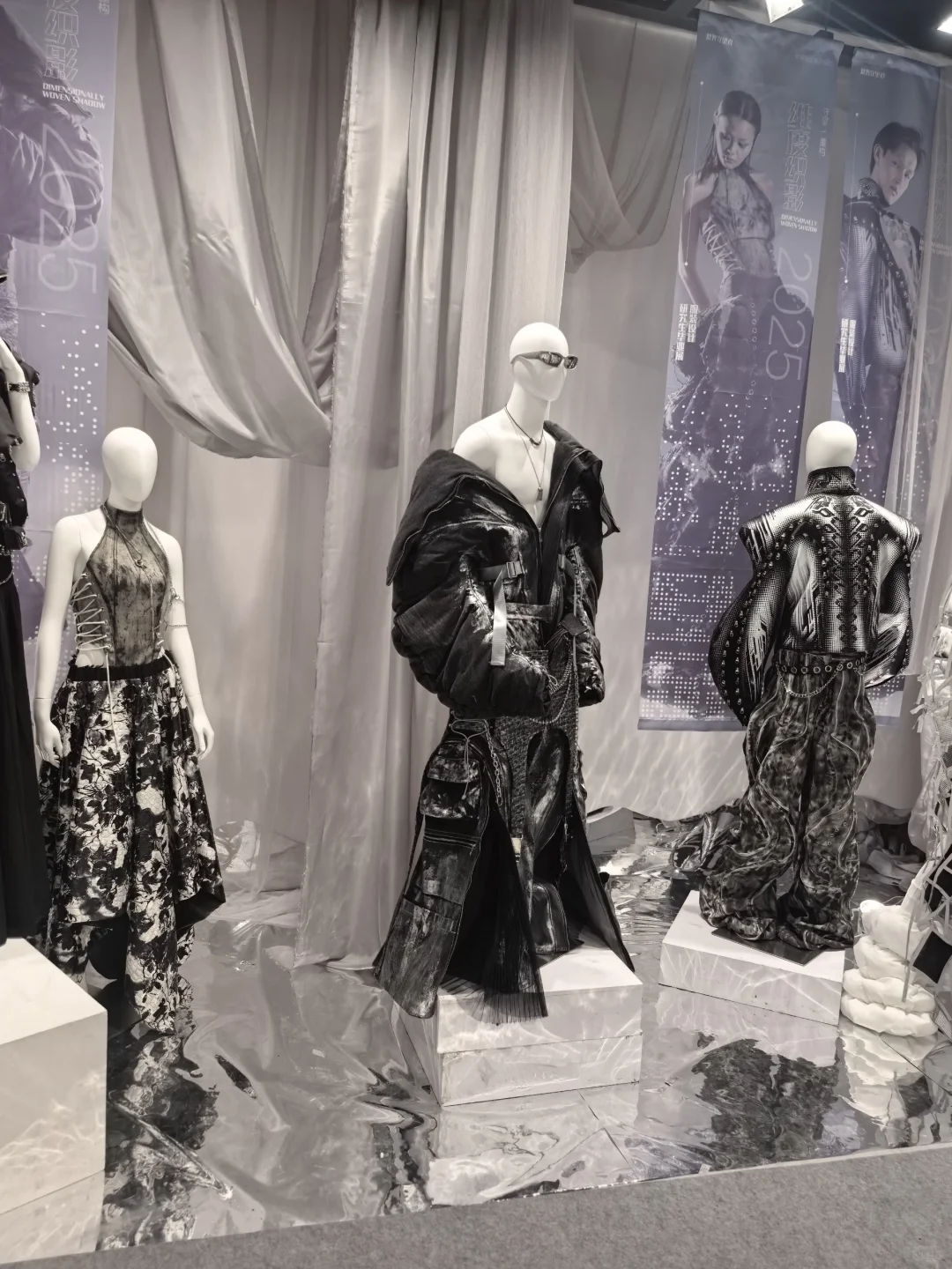 西美服装系毕业展