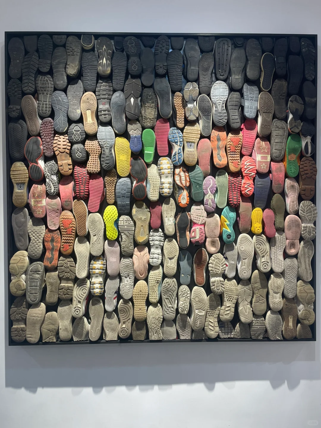 上海看展：一个以鞋底为内容的展览